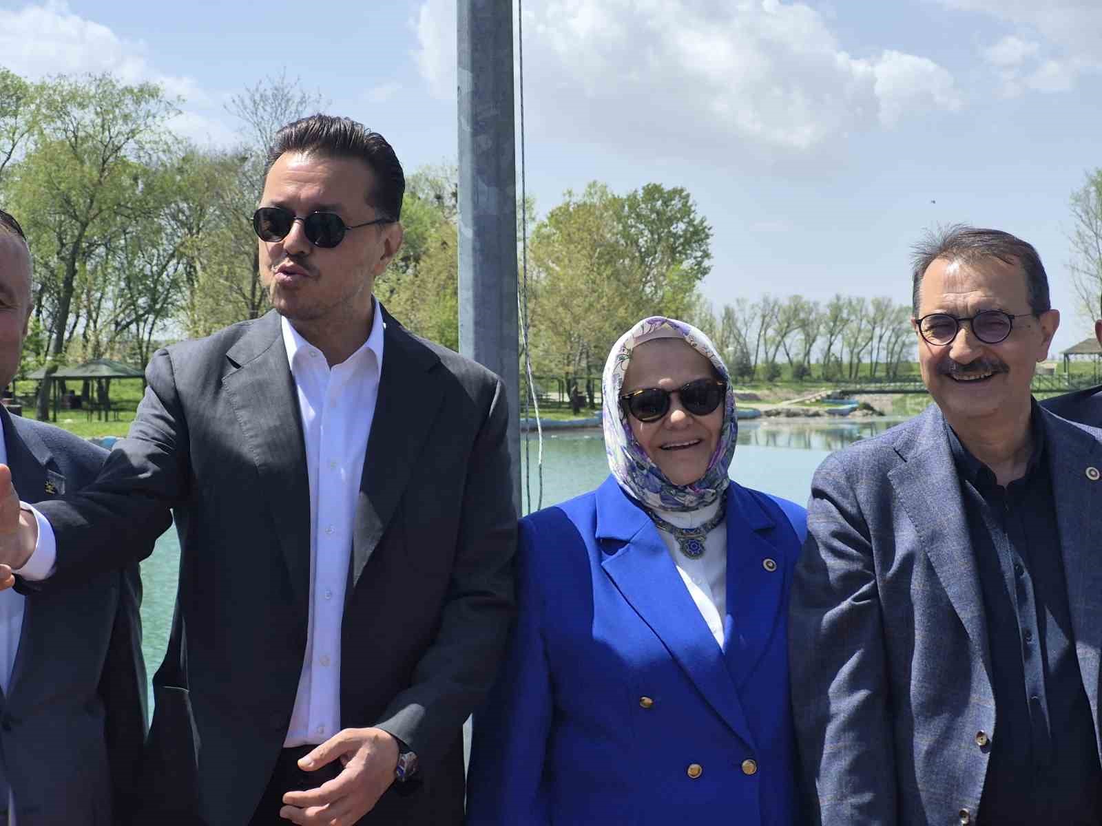 AK Parti milletvekillerinden yerel y&ouml;netime liyakatsizlik ve yatırım eksikliği eleştirisi
