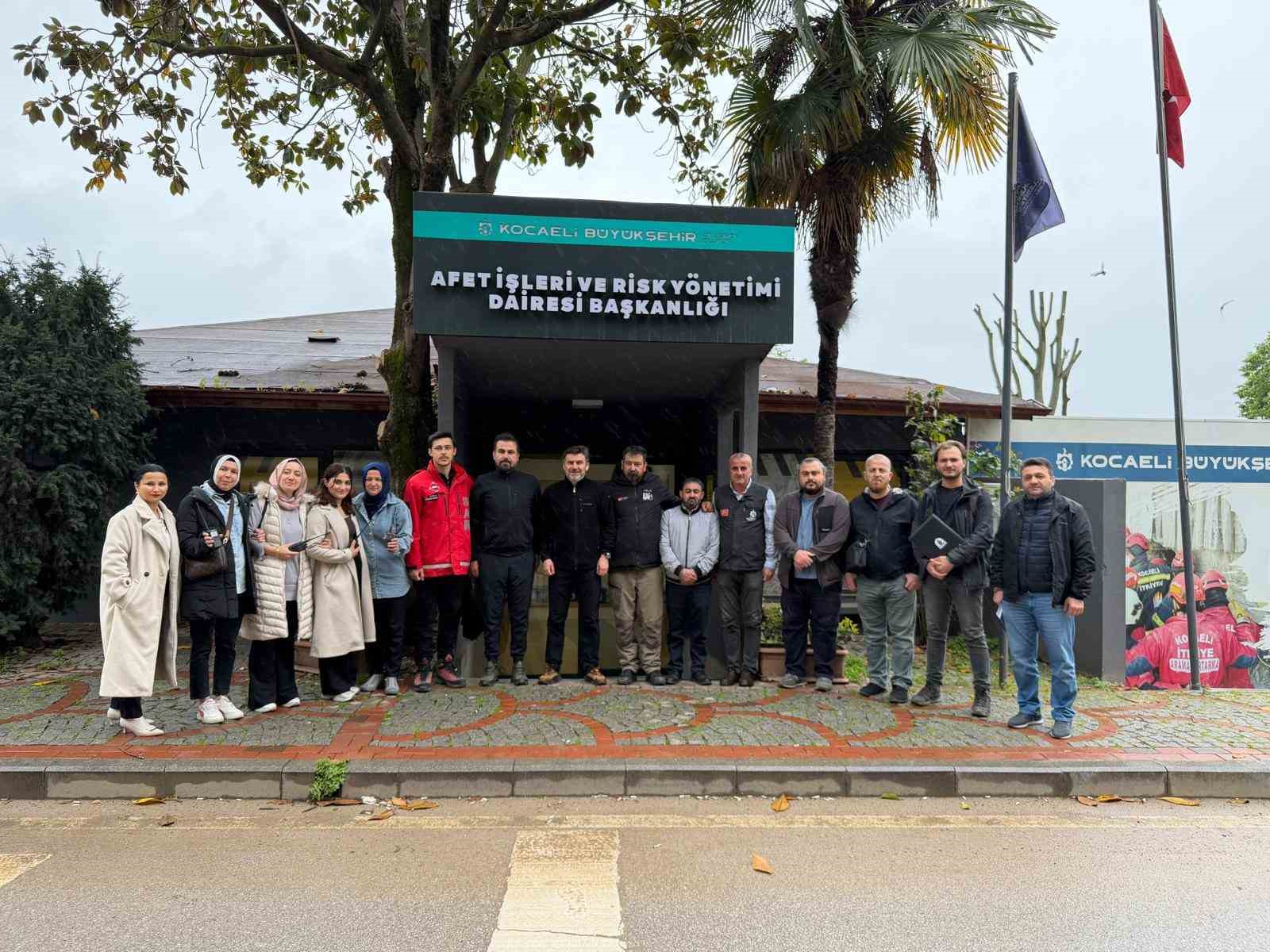 Afetlerde kesintisiz haberleşme i&ccedil;in telsiz eğitimi verildi
