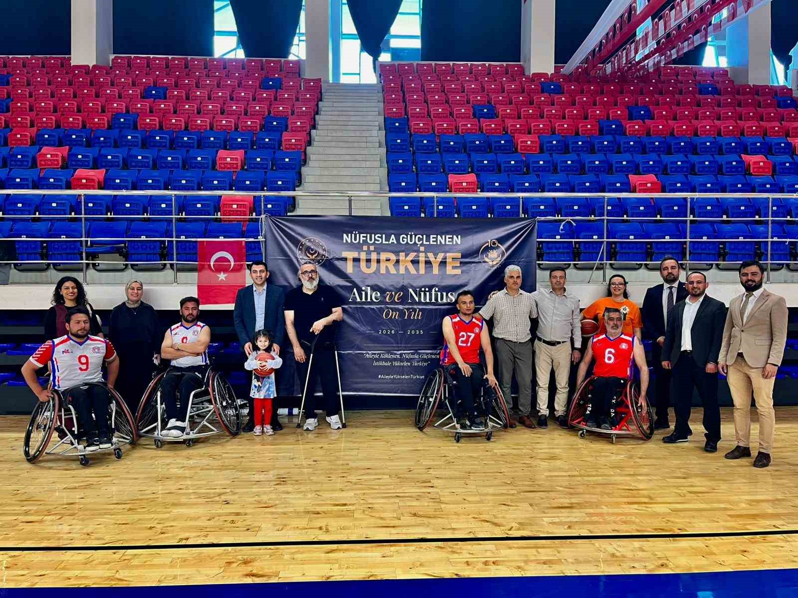Sporun birleştirici gücü engelleri aştı