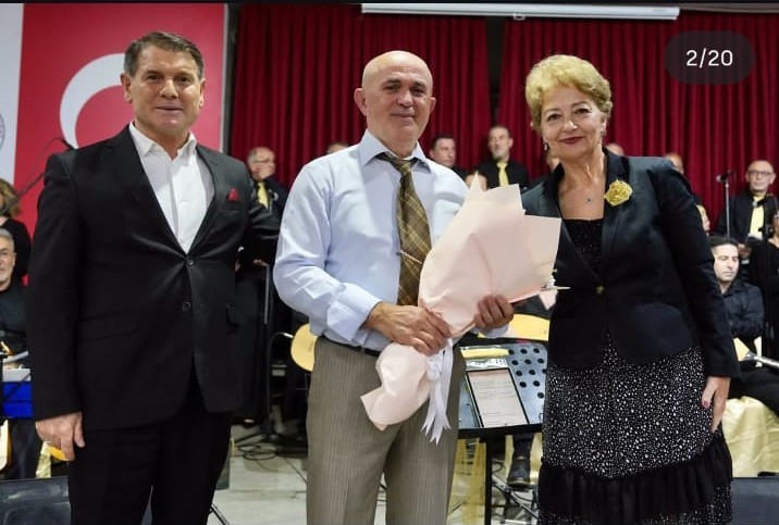 Burhaniye&rsquo;de Yaza Merhaba Konseri b&uuml;y&uuml;k ilgi g&ouml;rd&uuml;
