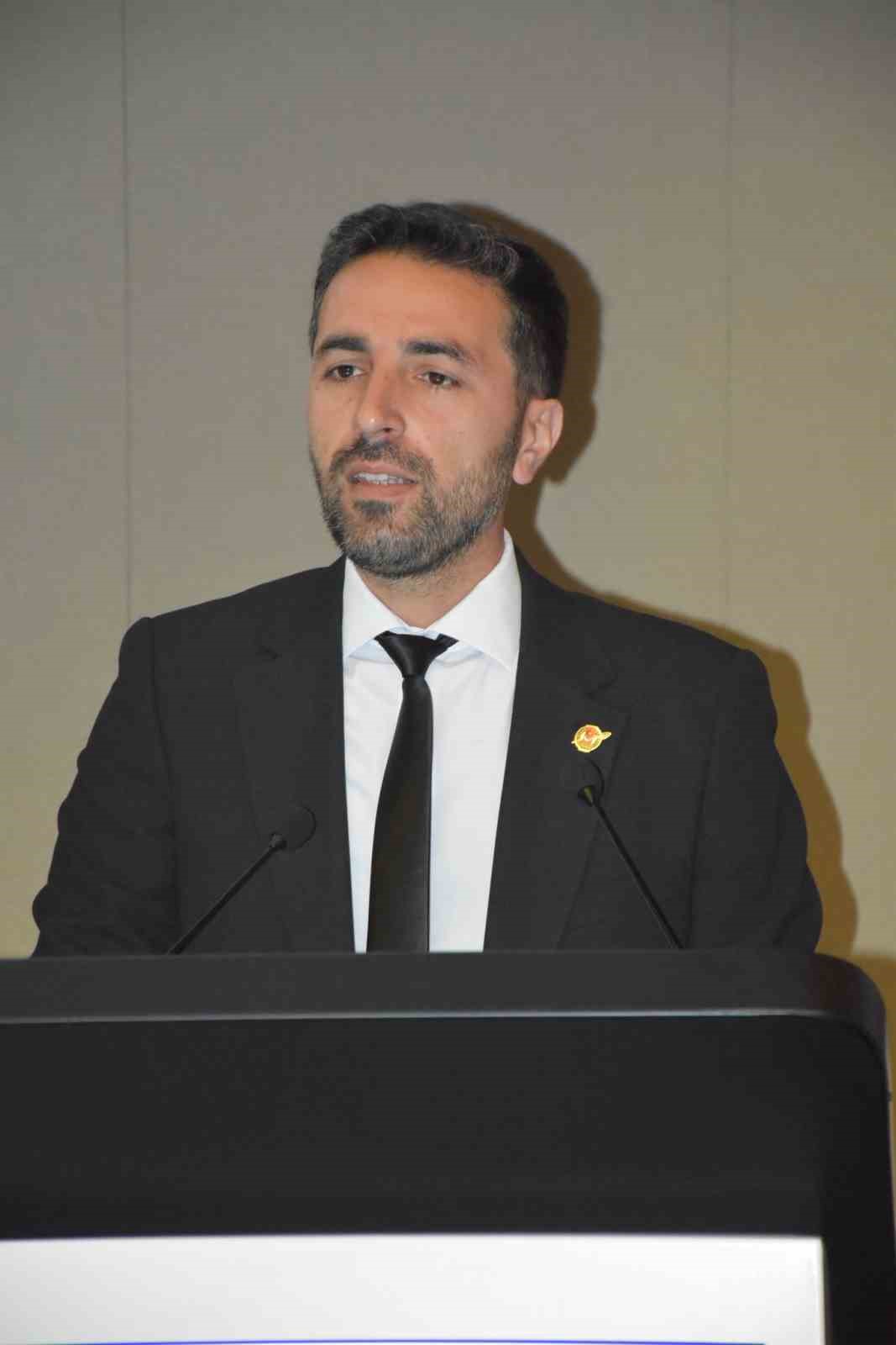 Başkan Aydın&rsquo;dan yerel medya i&ccedil;in kritik uyarı:
