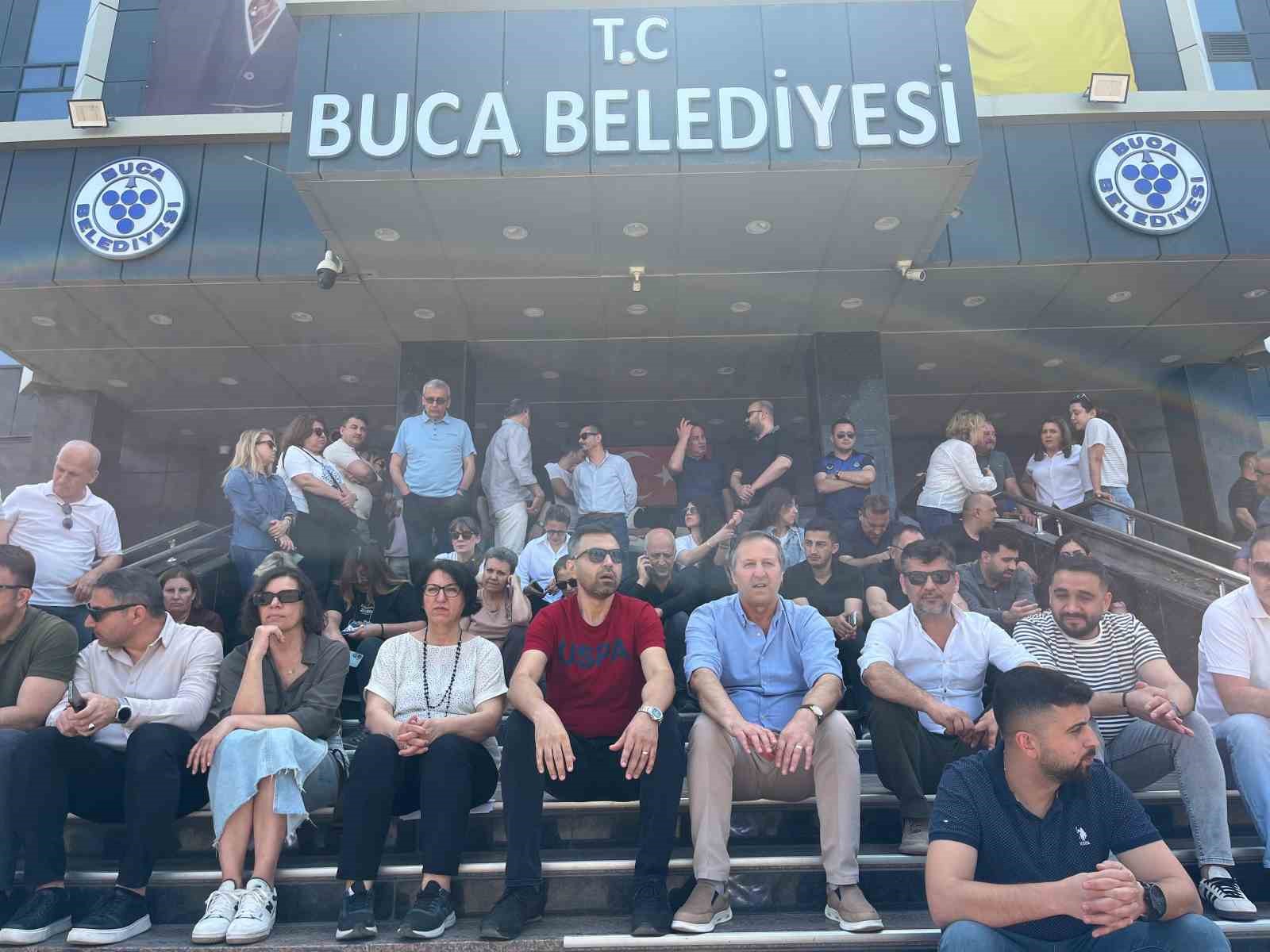 Buca Belediyesi memurlarından İzmir genelinde ’iş bırakma’ çağrısı