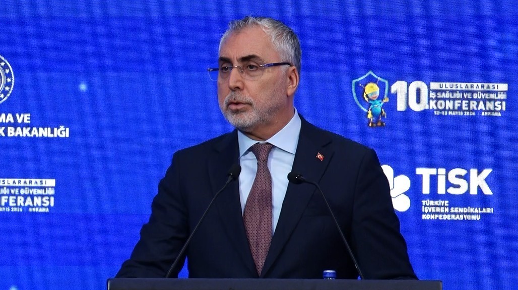 Bakan Işıkhan: "Kurban Bayramı ikramiyelerini 17-22 Mayıs tarihleri arasında hesaplarına yatırıyoruz"

