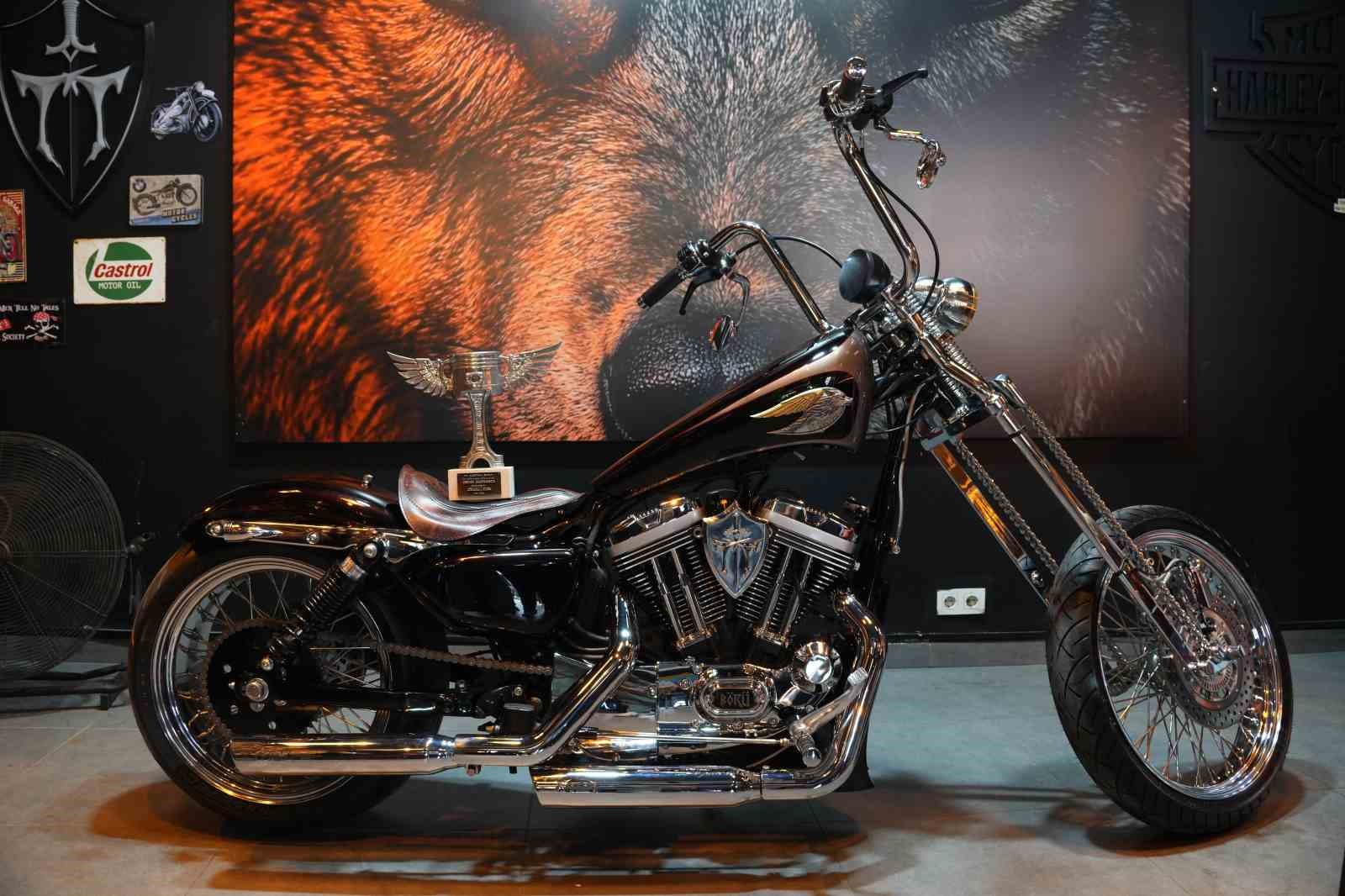 Harley k&uuml;lt&uuml;r&uuml;ne karşılık T&uuml;rk tasarımcıdan B&Ouml;R&Uuml; motosiklet geldi

