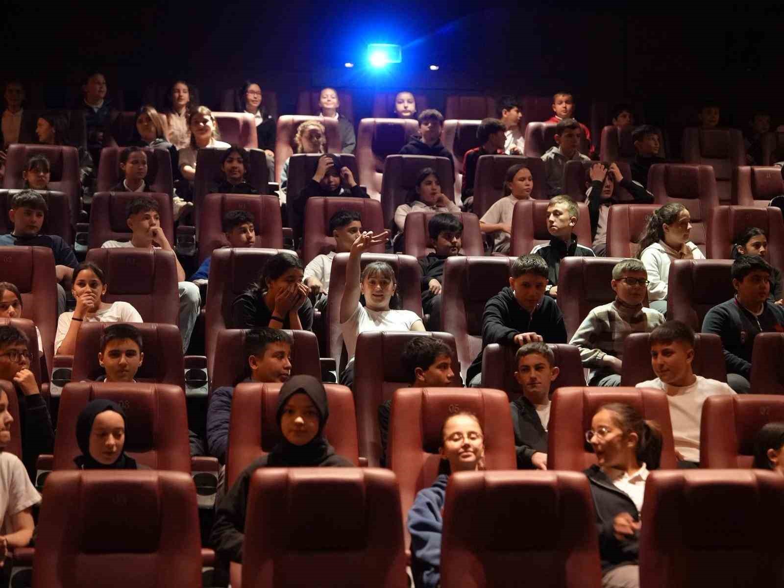 Öğrencilere sinema etkinliği