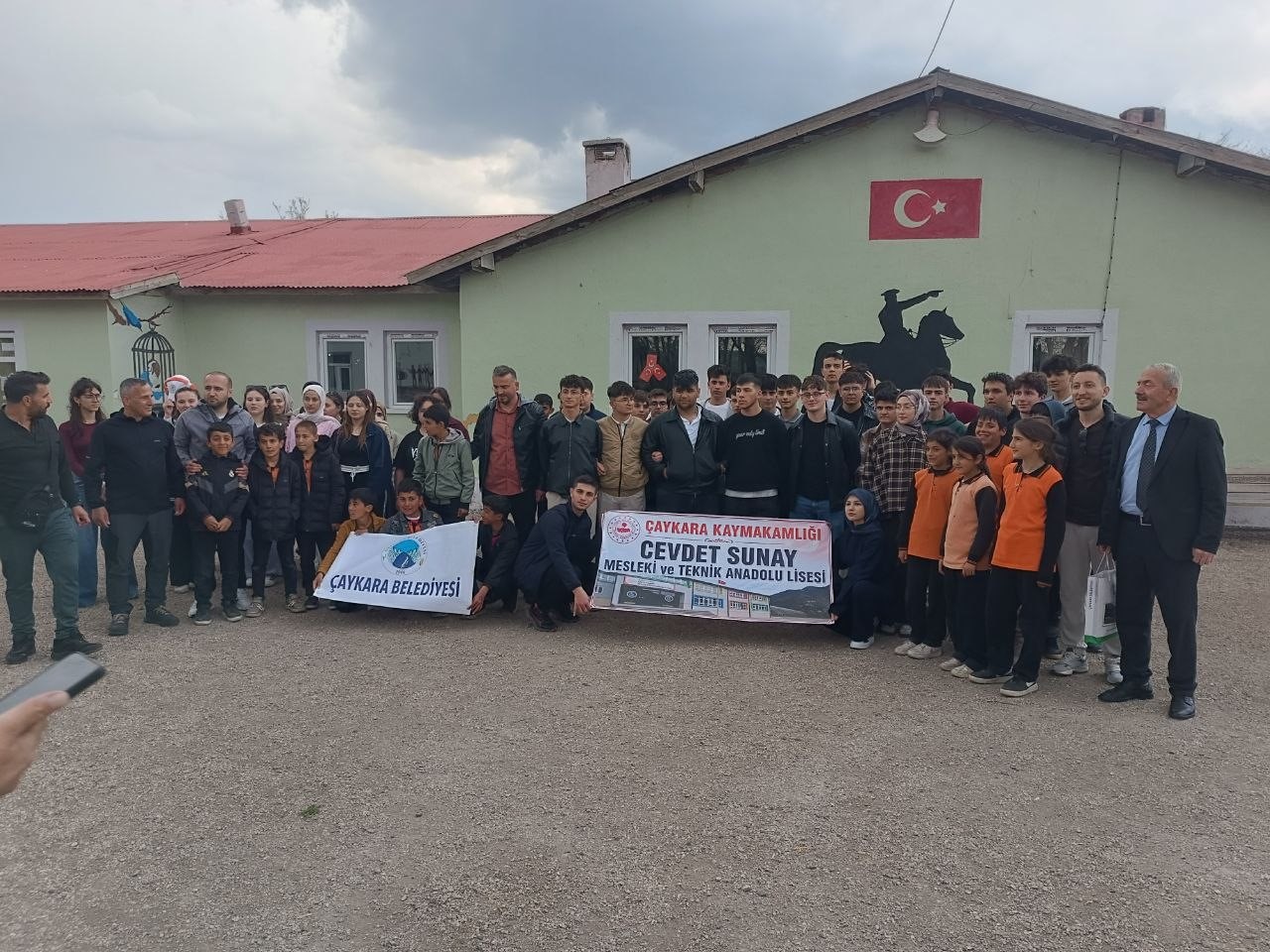 Trabzon’dan Van’a gönül köprüsü
