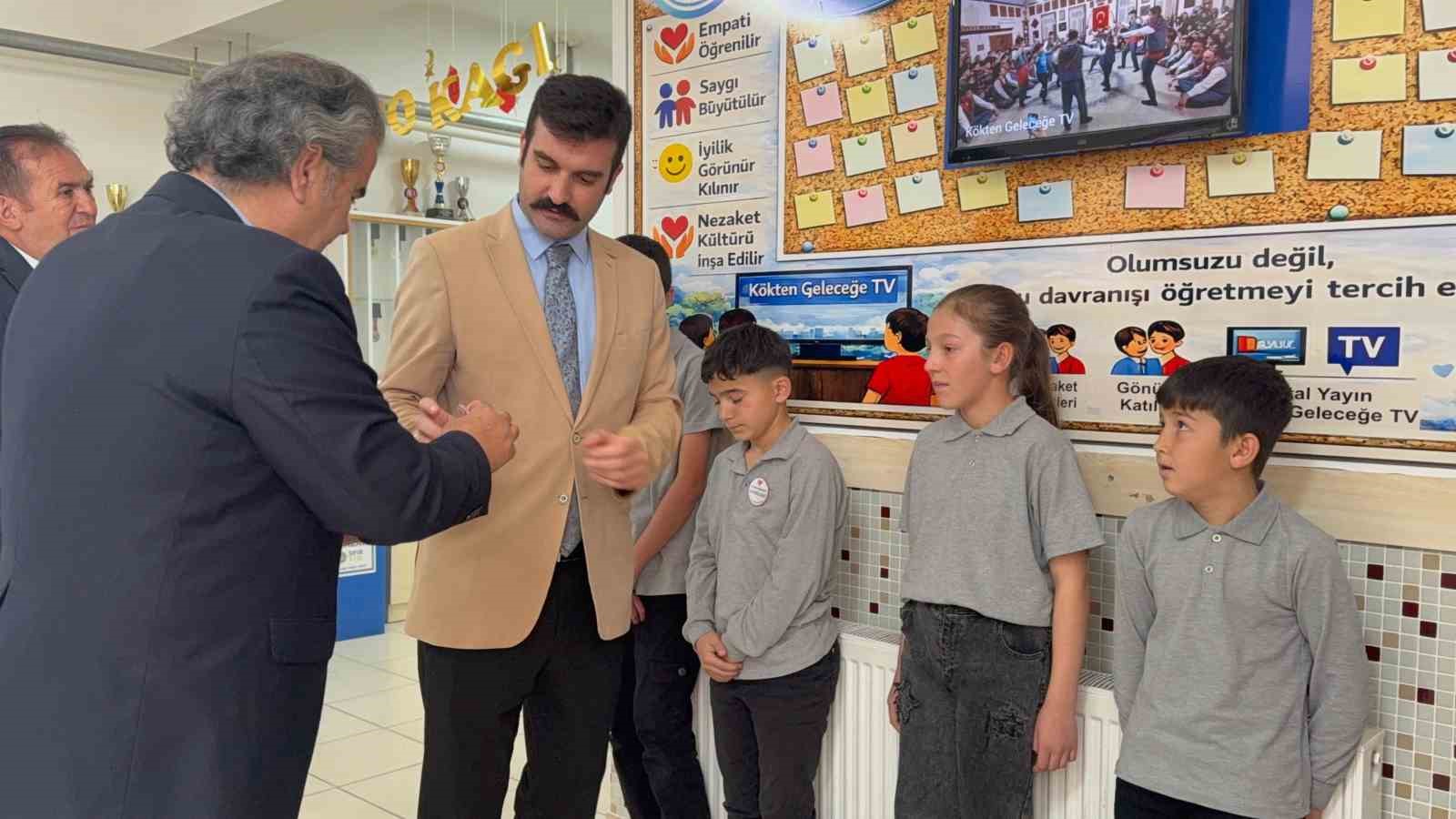 Sandıklı&rsquo;da &rsquo;Akran Nezaketi Projesi&rsquo; hayata ge&ccedil;irildi

