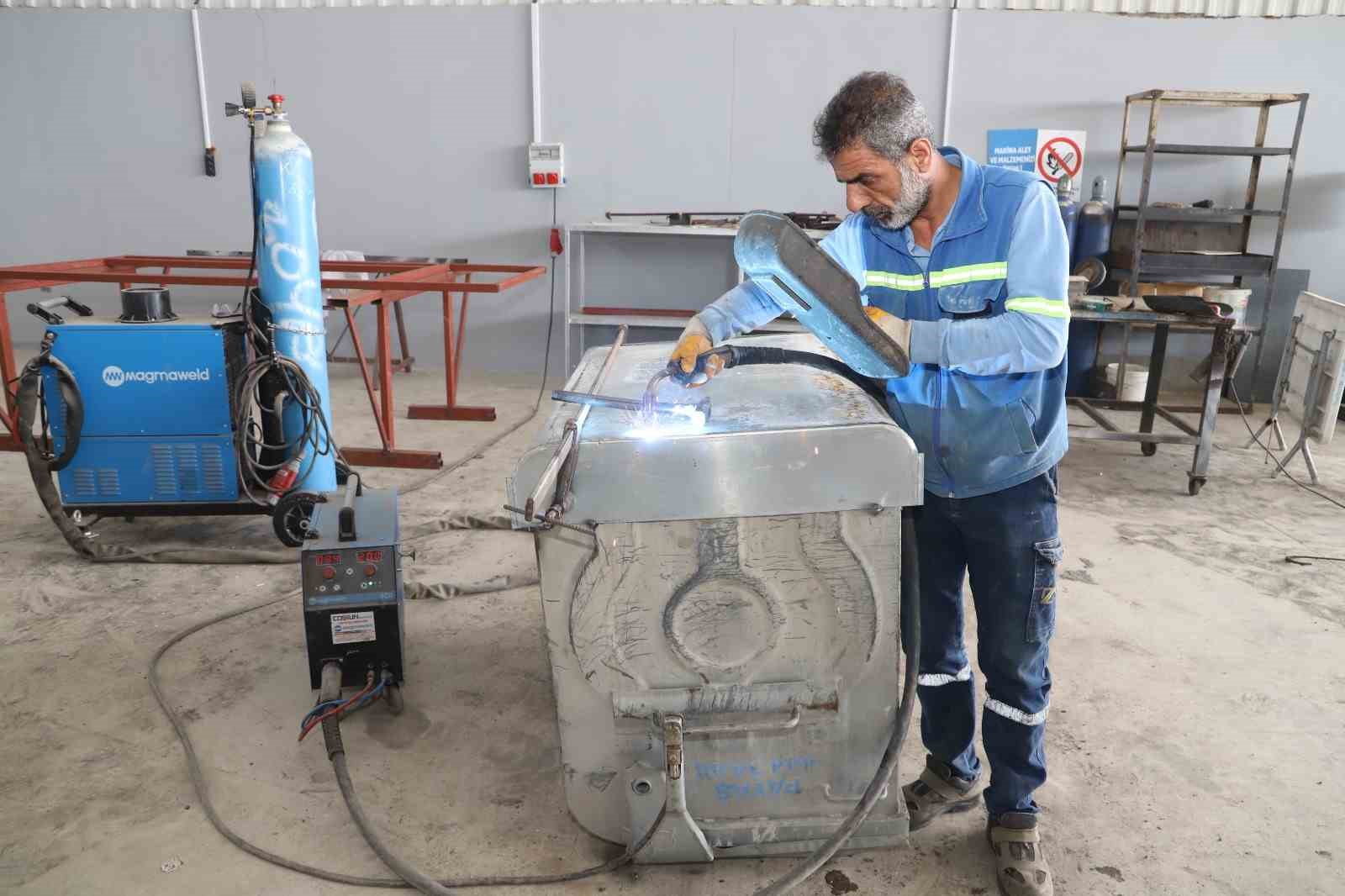 Akdeniz&rsquo;de eski konteynerler yenilenerek hizmete kazandırılıyor
