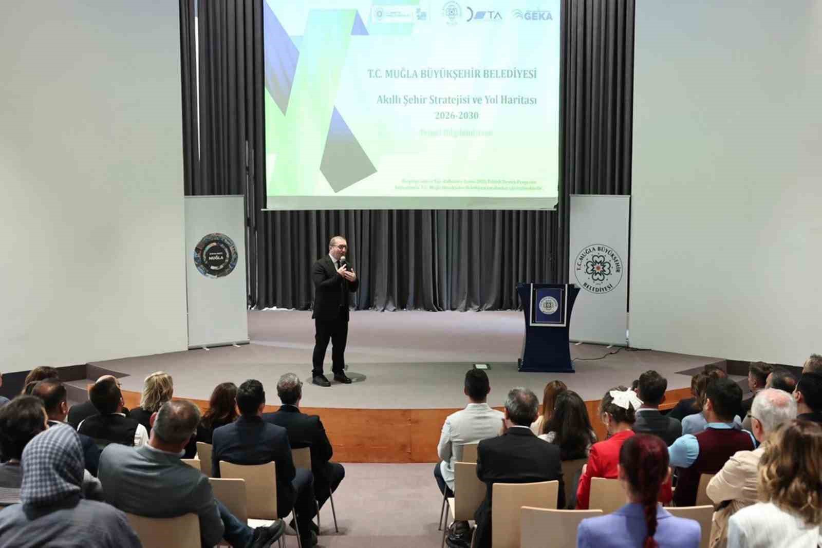 Akıllı şehirler i&ccedil;in t&uuml;m paydaşlar bir araya geldi
