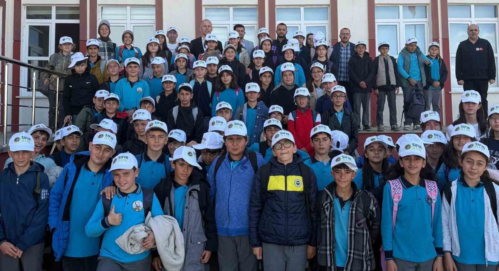 Demir&ouml;z&uuml;&rsquo;nde &ouml;ğrenciler sıfır atık konusunda bilgilendirildi
