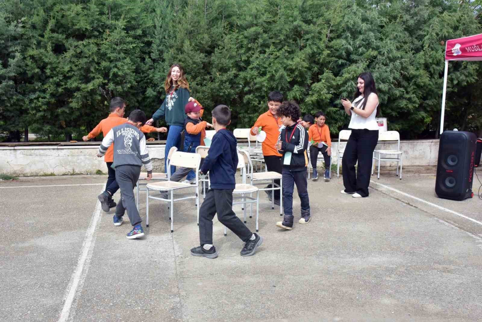 MSK&Uuml; &lsquo;Birlikte Gelişim Programı&rsquo;nın 3. durağı Gazeller Mahallesi
