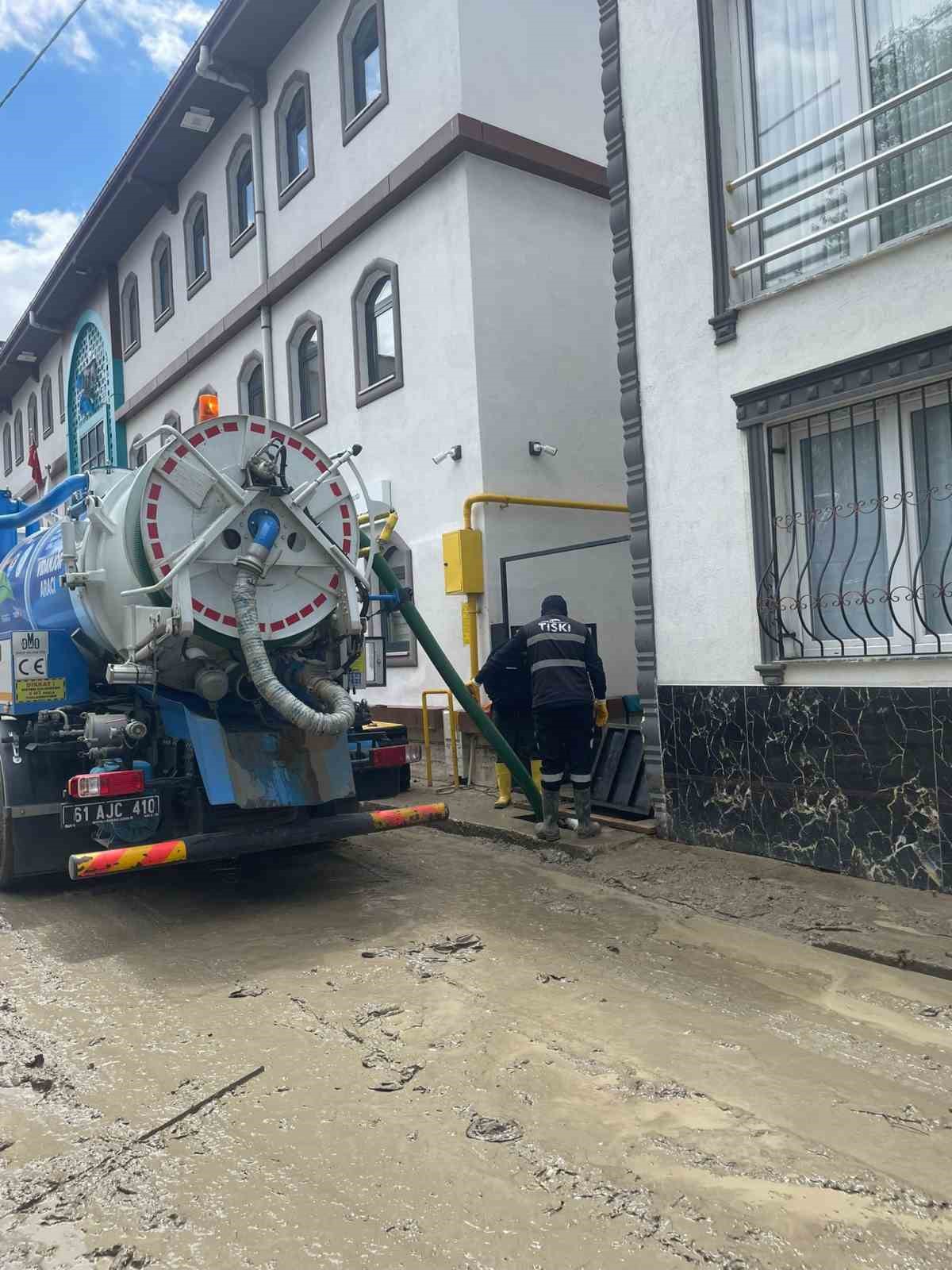 Trabzon&rsquo;dan sel felaketinin yaşandığı Havza&rsquo;ya yardım eli
