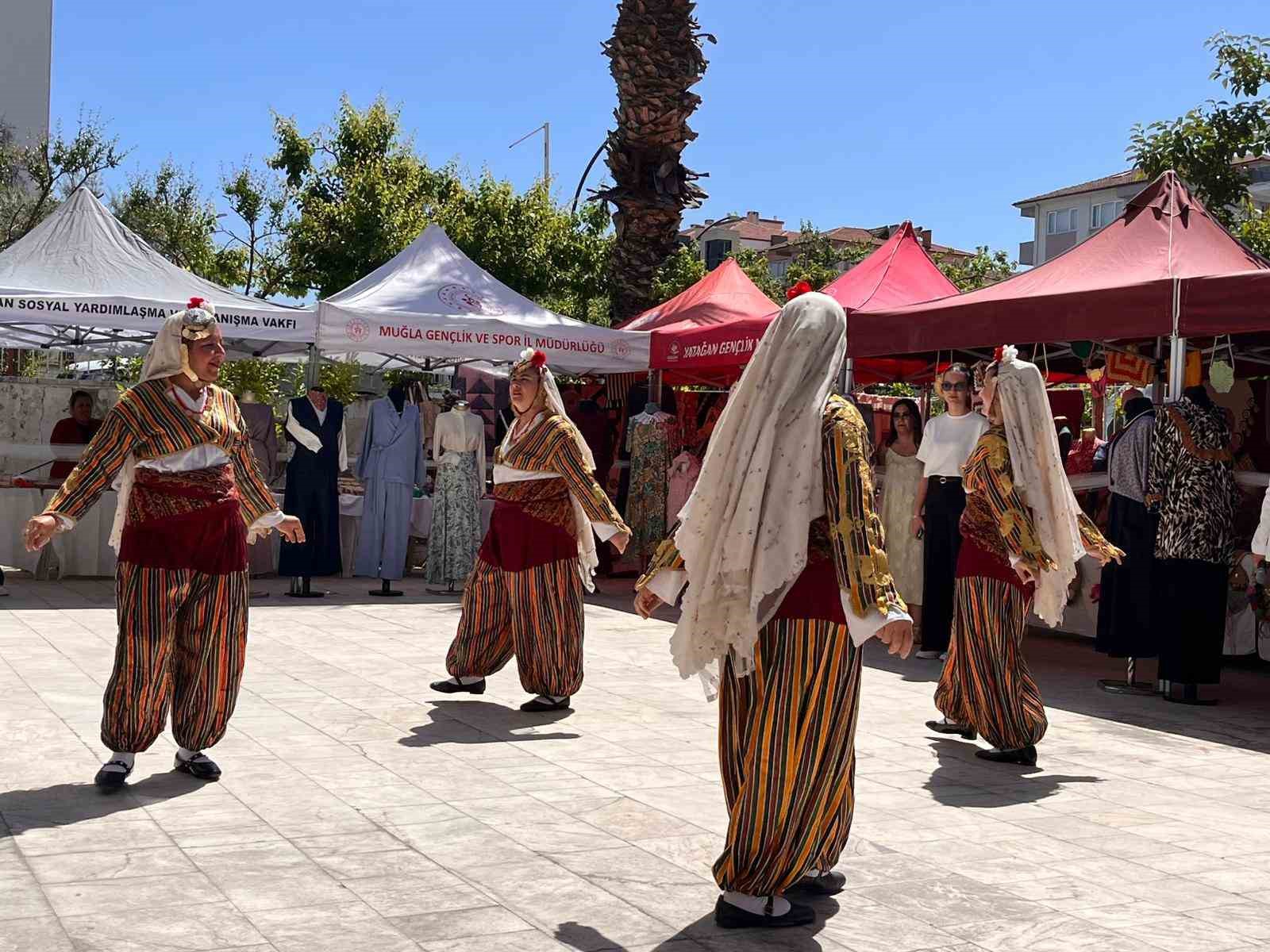 Yatağan&rsquo;da kursiyerler el emeği &uuml;r&uuml;nlerini sergilediler
