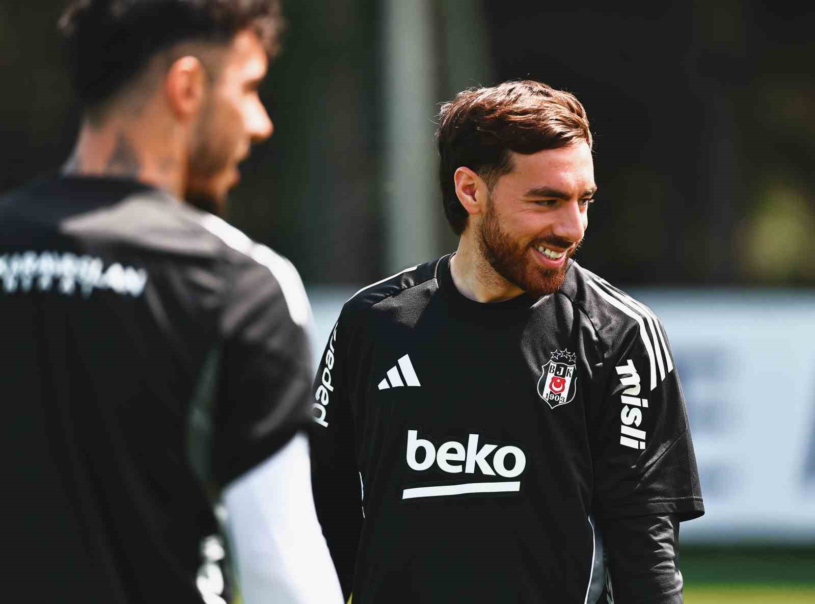 Beşiktaş’ta Çaykur Rizespor maçının hazırlıkları devam etti