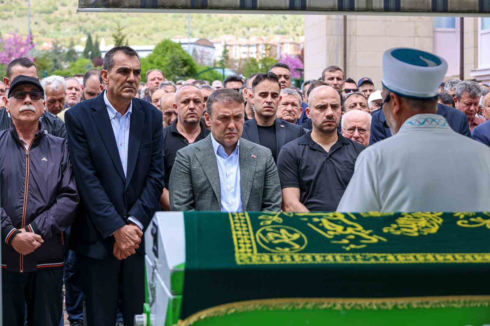 Muhtar İsmail Kıranlı son yolculuğuna uğurlandı
