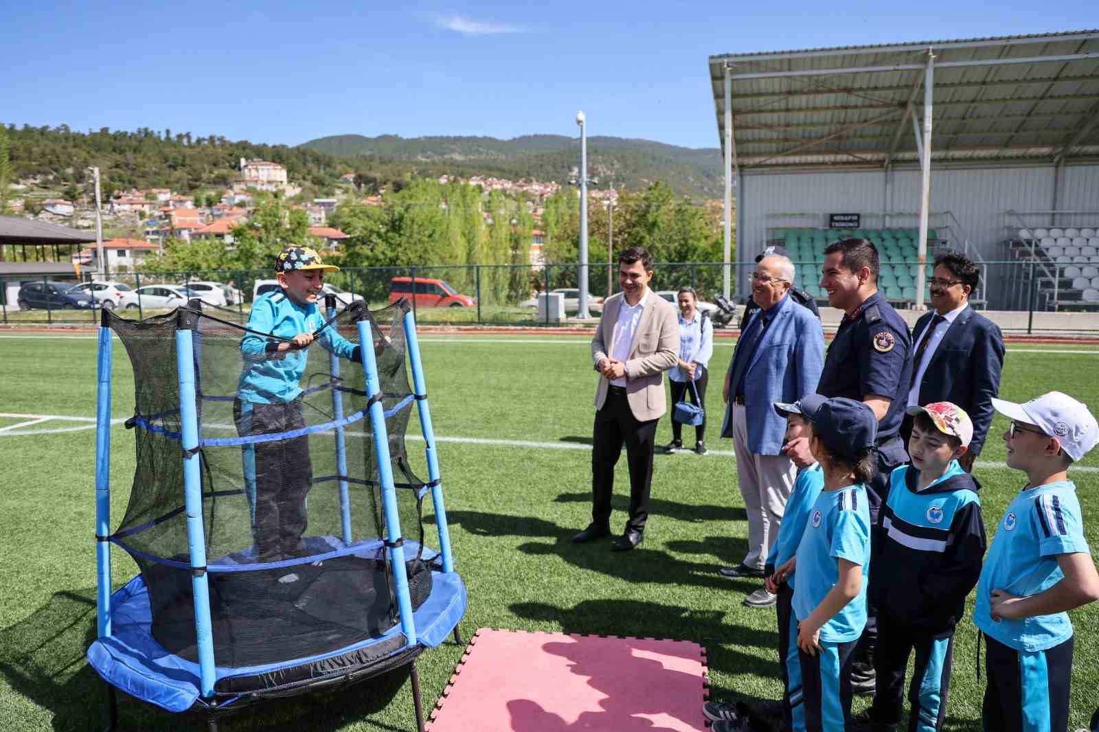 Çameli’nde ’Cittaslow Çocuk Şenliği’ renkli görüntülere sahne oldu