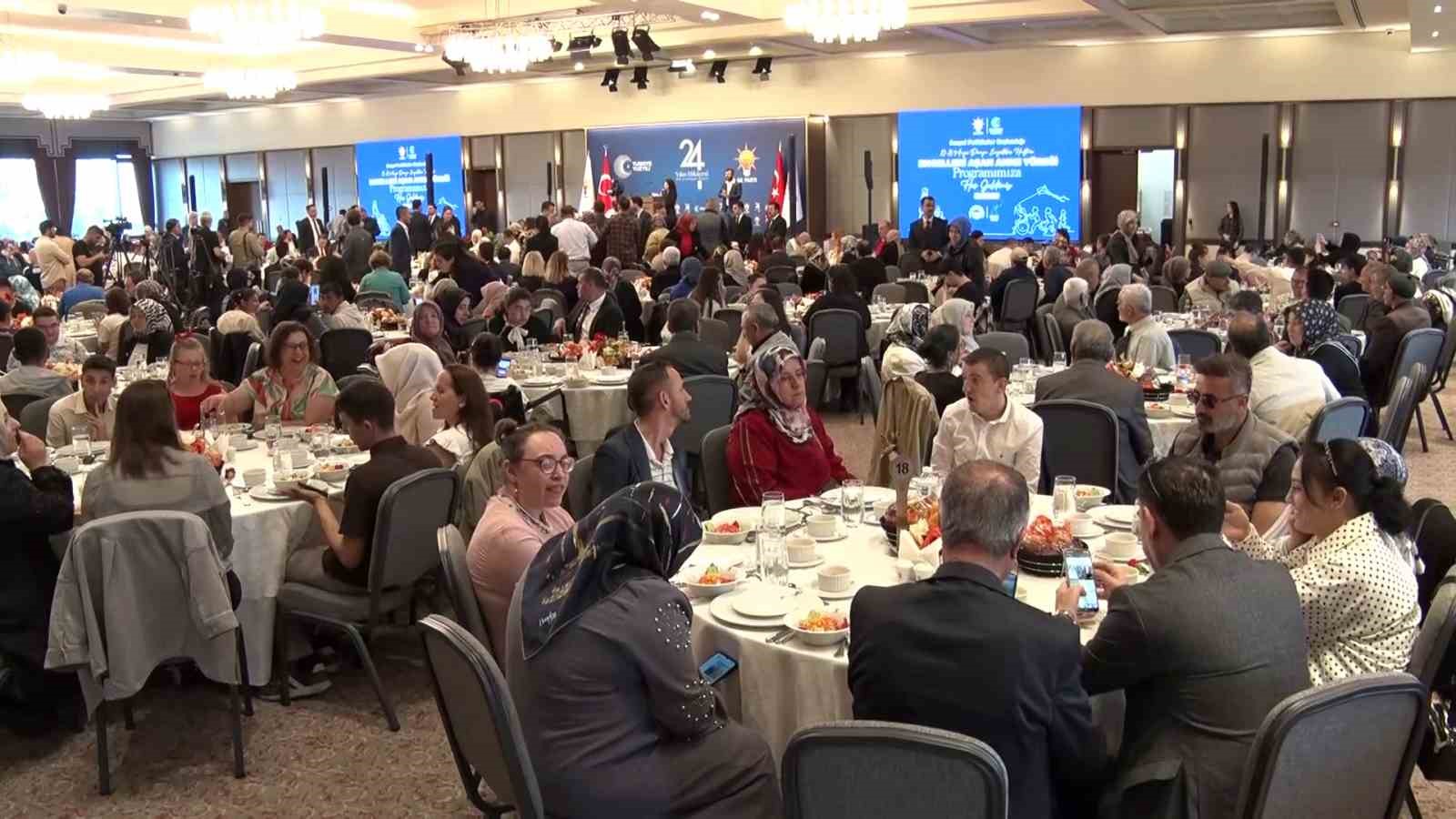 AK Parti’den ‘Engelleri Aşan Anne Yüreği’ programı
