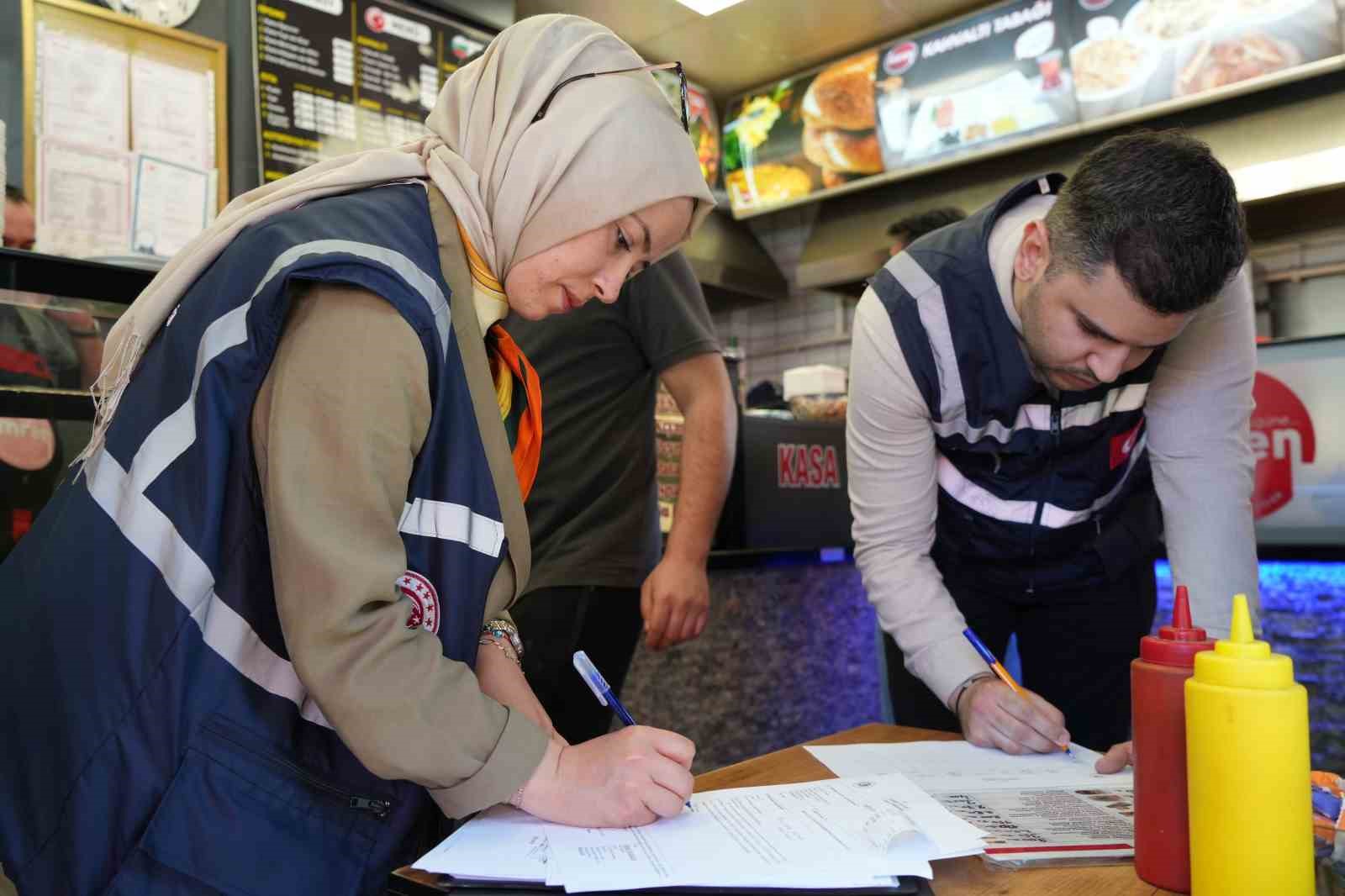 Edirne&rsquo;de bayram &ouml;ncesi fahiş fiyat ve etiket denetimi sıklaştı
