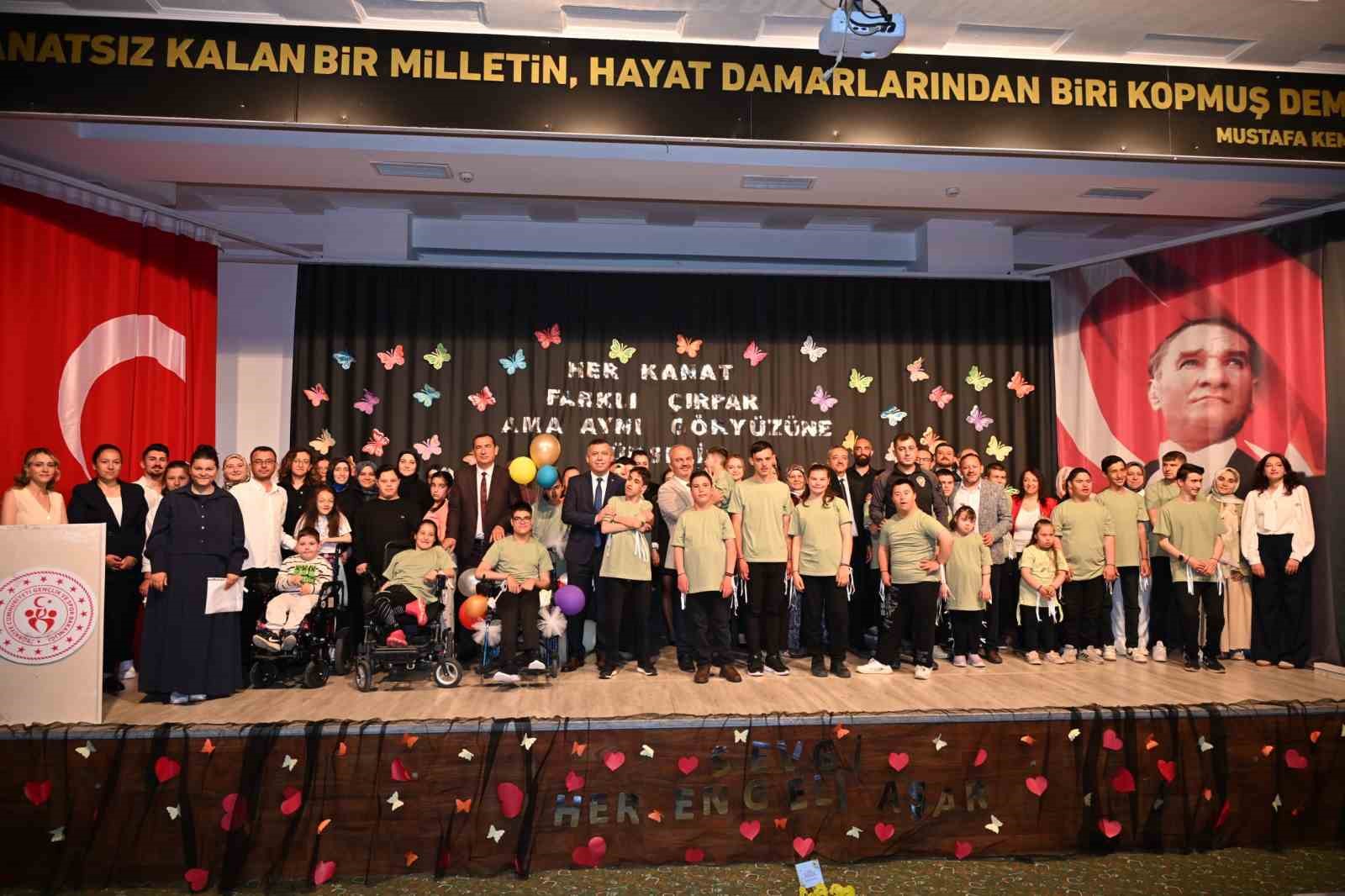 Demirci&rsquo;de Engelliler Haftasında muhteşem etkinlik
