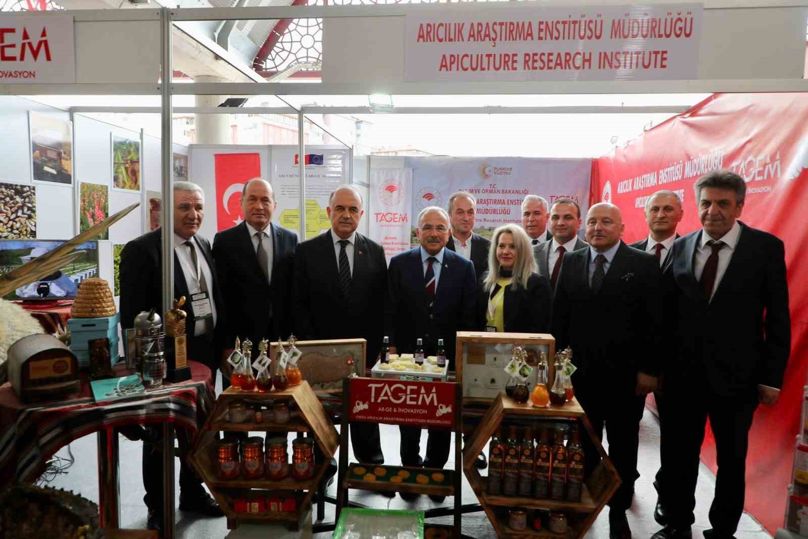 2. Karadeniz Ordu Tarım, Hayvancılık ve Fındık Fuarı a&ccedil;ıldı
