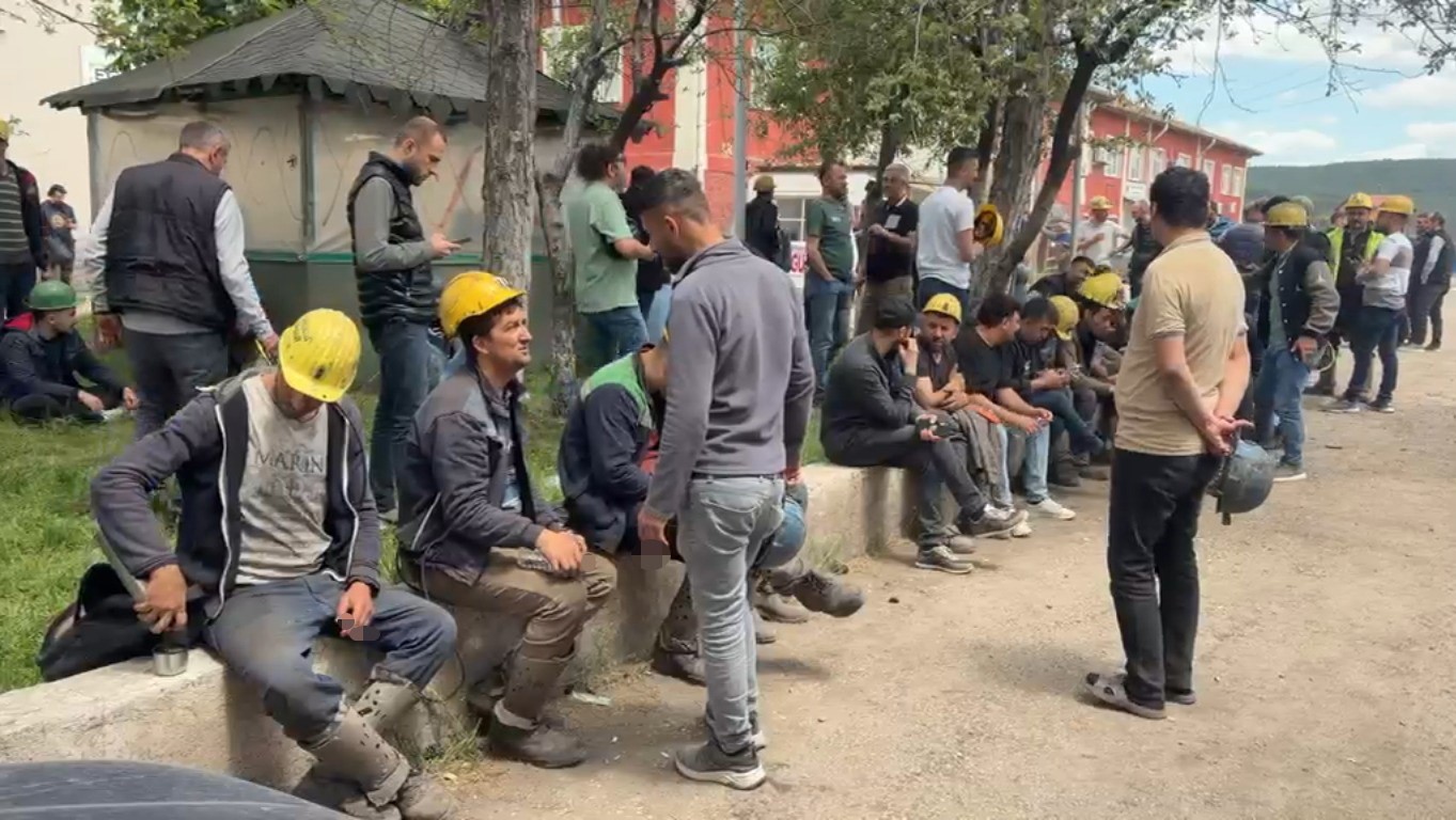 K&uuml;tahya&rsquo;da maden iş&ccedil;ileri ile firma yetkilileri arasında gerginlik
