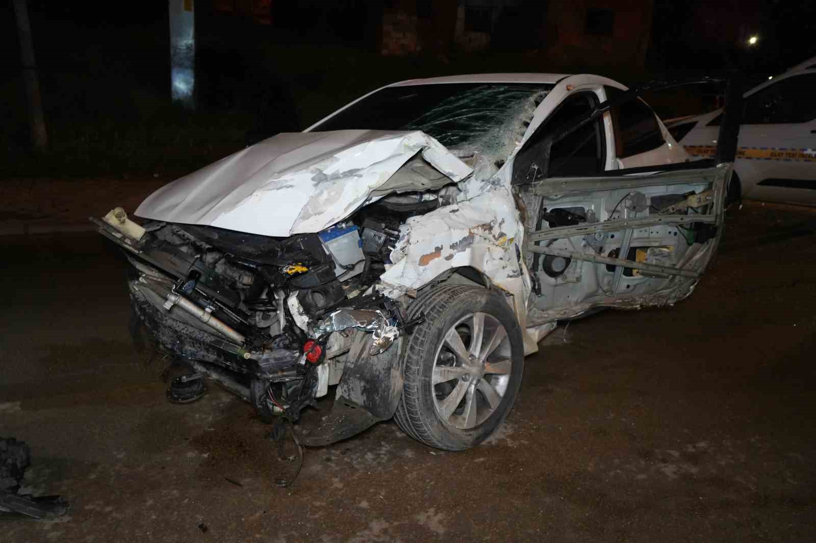 Kazada camdan savrularak hayatını kaybeden kadın toprağa verildi