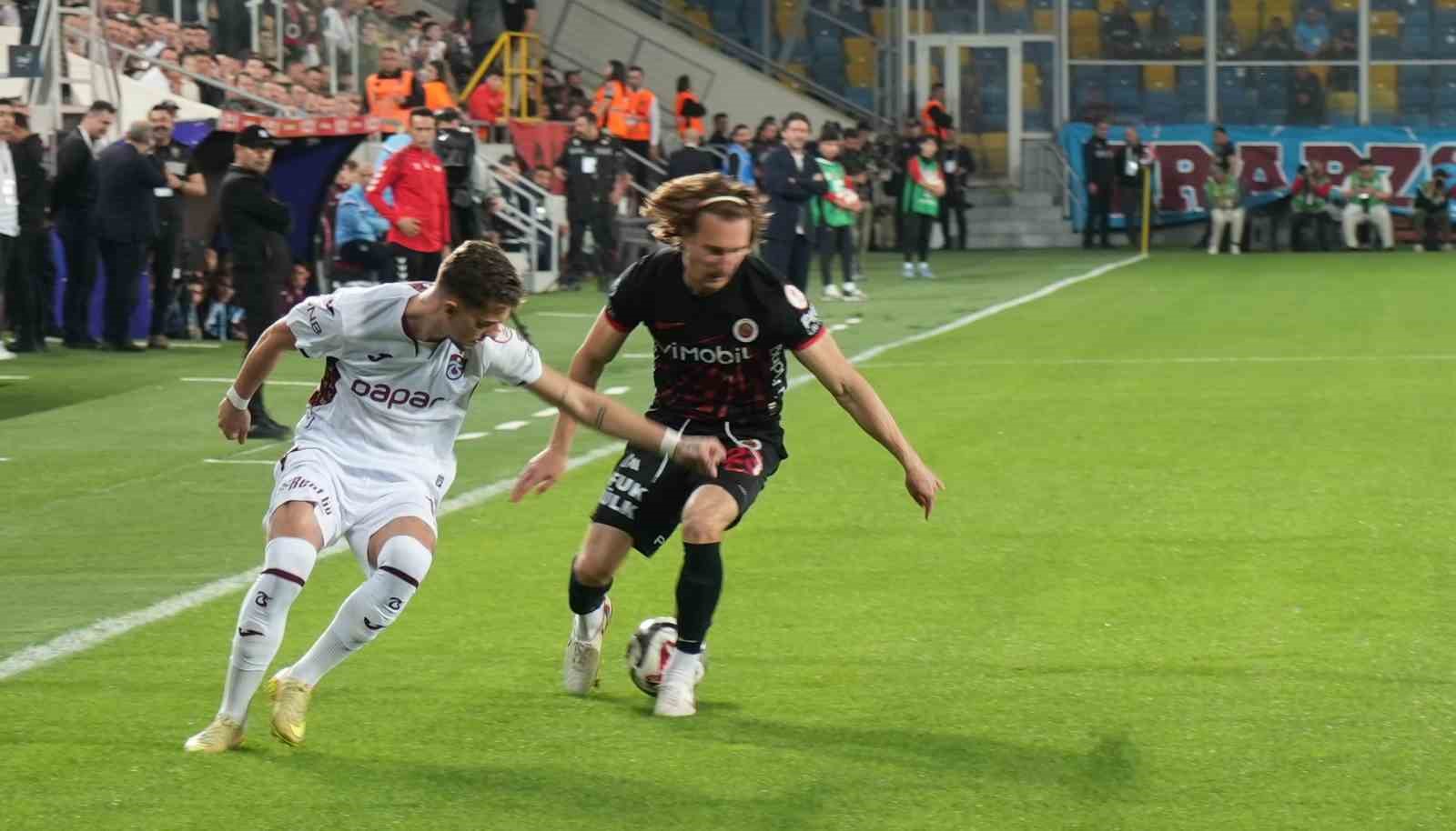 Ziraat T&uuml;rkiye Kupası: Gen&ccedil;lerbirliği: 0 - Trabzonspor: 0 (Ma&ccedil; devam ediyor)

