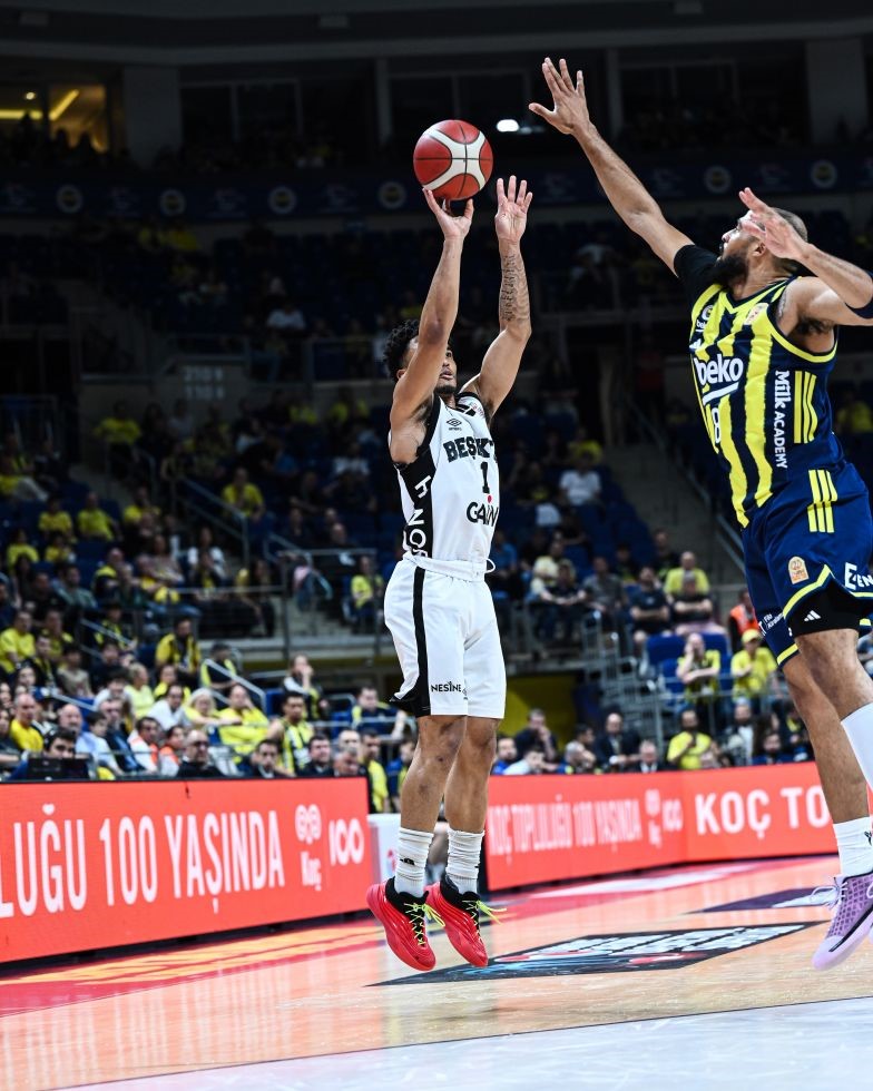 Basketbol S&uuml;per Ligi: Fenerbah&ccedil;e: 72 - Beşiktaş: 85
