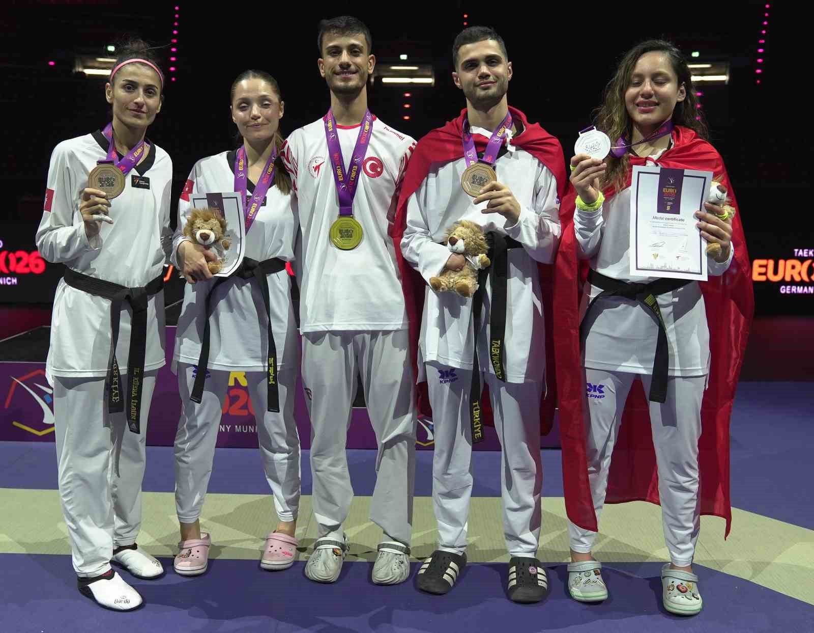 Milli taekwondoculardan 5 madalya