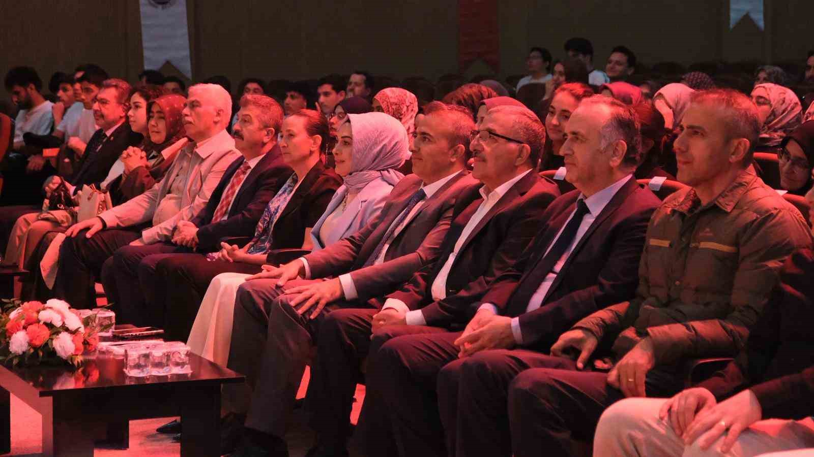 Karaman&rsquo;da T&uuml;rk Dil Bayramı ve Yunus Emre&rsquo;yi anma etkinlikleri
