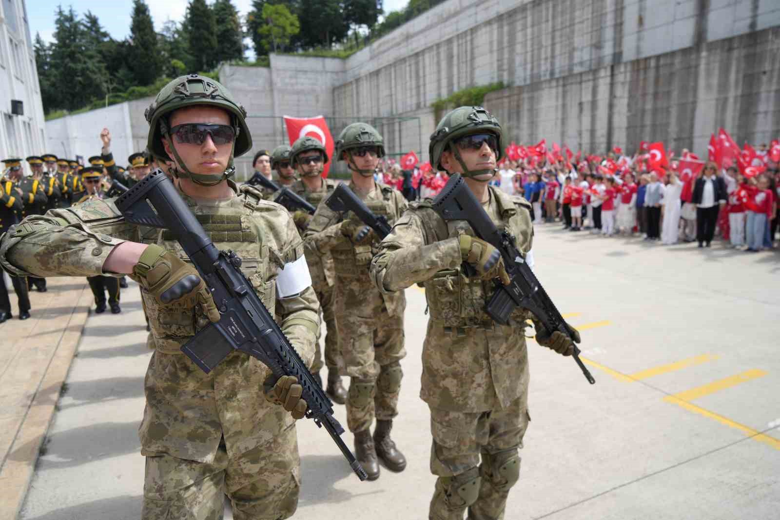 Mehmetçiklerin mektupları Samsunlu öğrencilerle buluştu