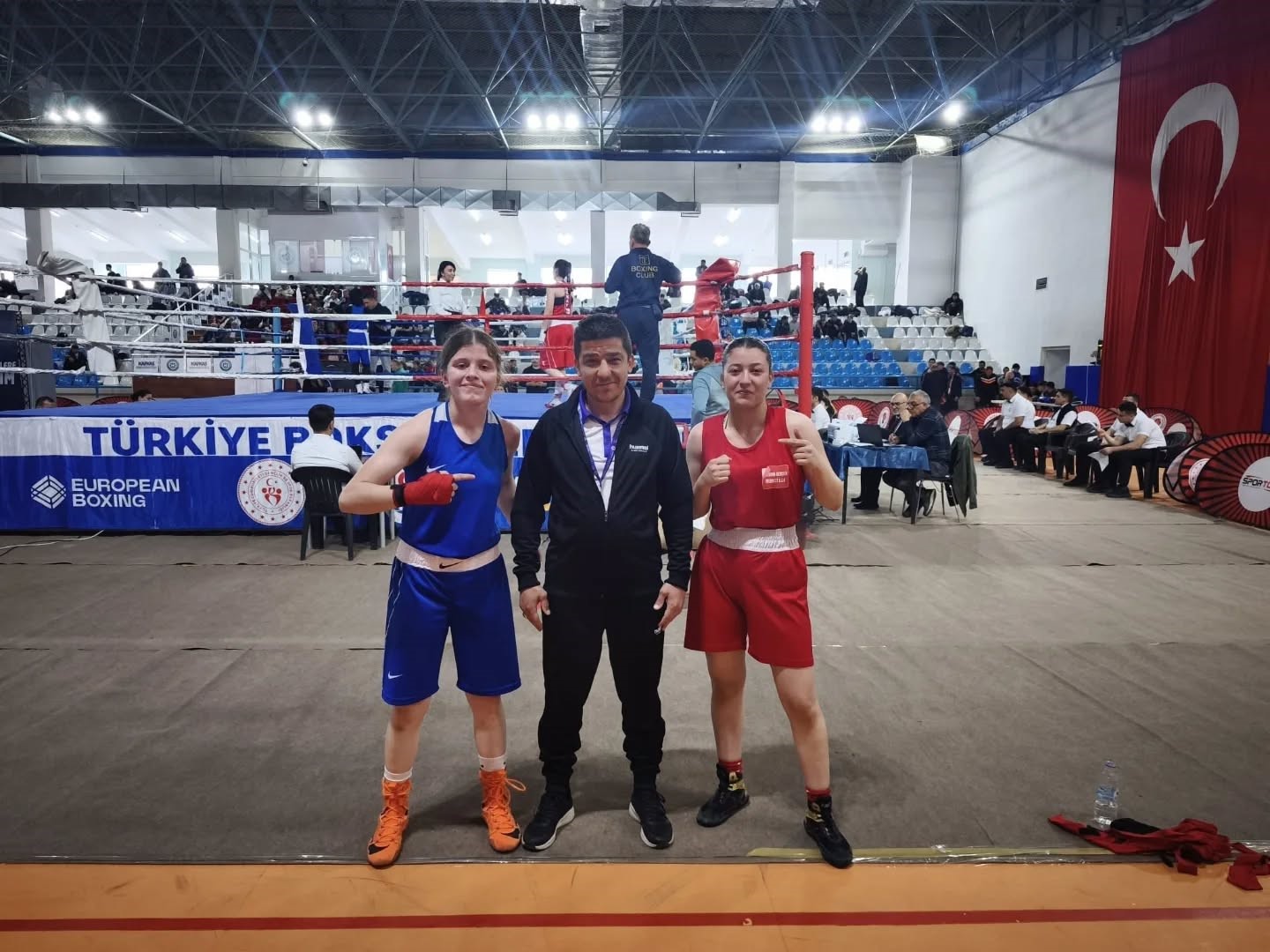 Kütahya Belediyespor’dan Türkiye Boks Şampiyonası’nda çifte başarı