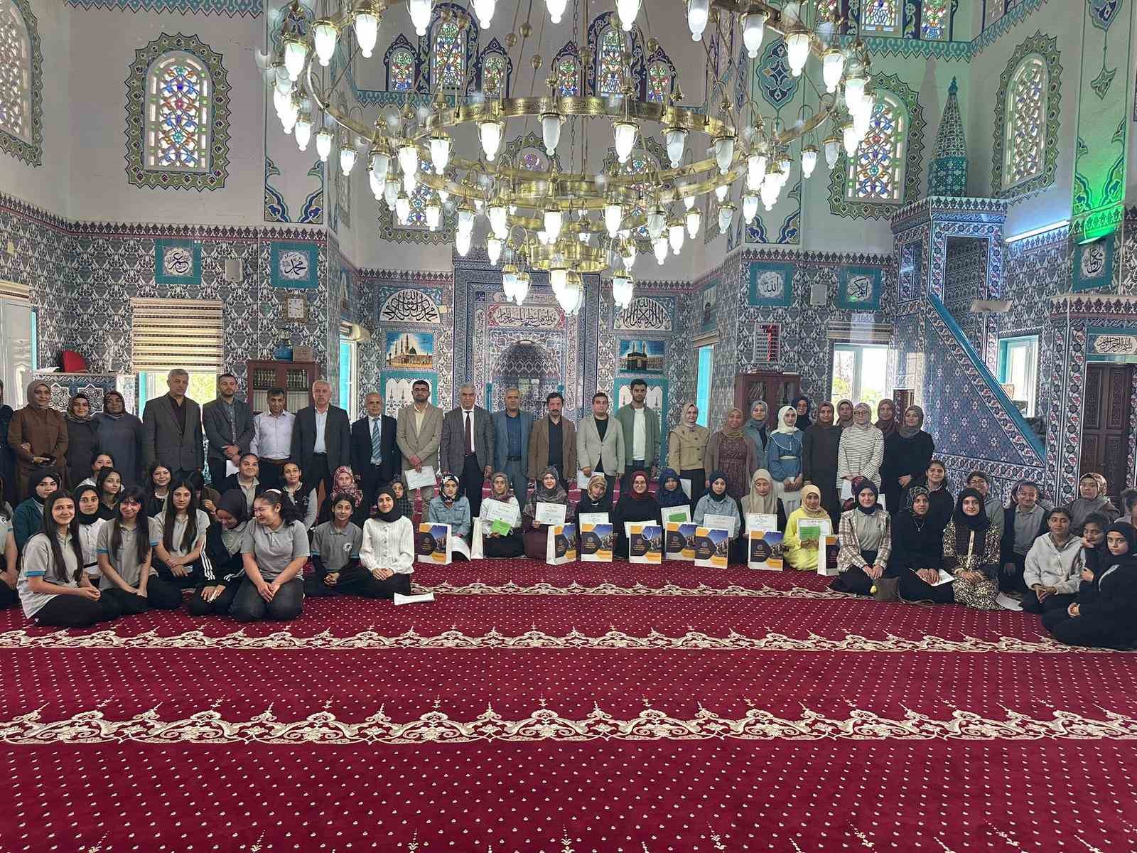 Gürgenli Ortaokulu’ndan Kur’an-ı Kerim yarışmasında il birinciliği
