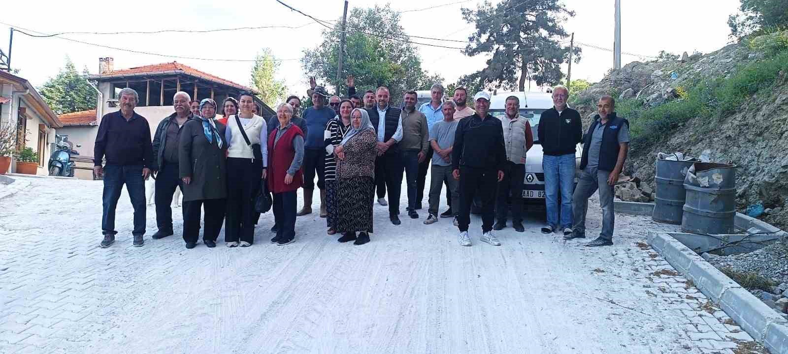 Çaybaşı’nda tamamlanan yol çalışmaları vatandaşı memnun etti