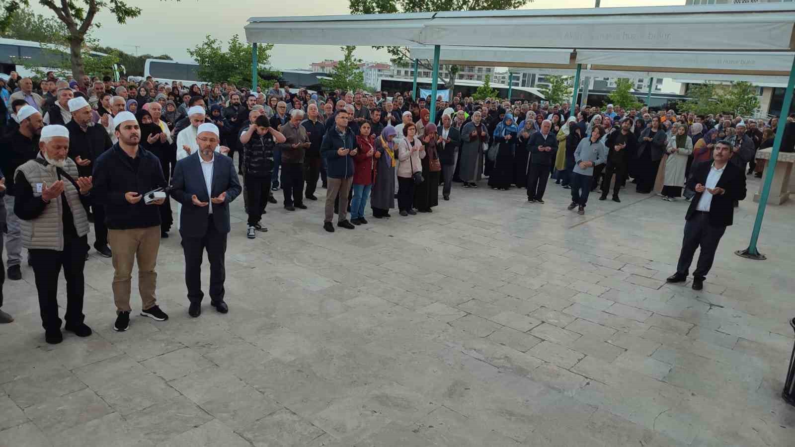 Denizli’den 201 hacı adayı kutsal topraklara uğurlandı