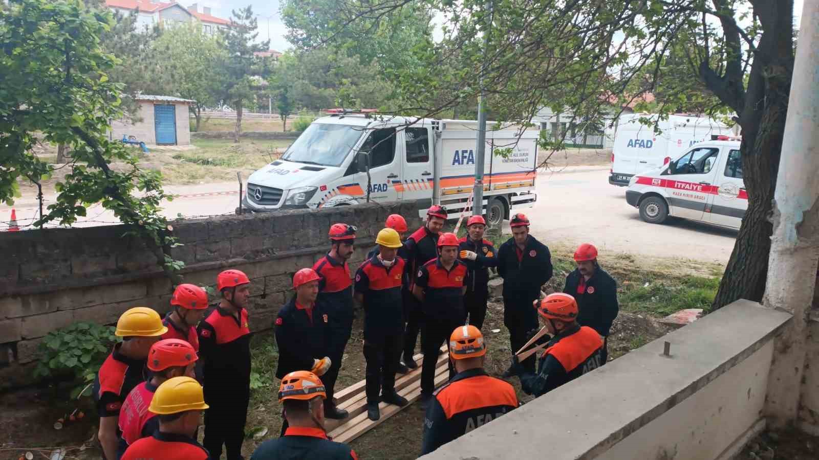 AFAD’dan itfaiye personeline eğitim
