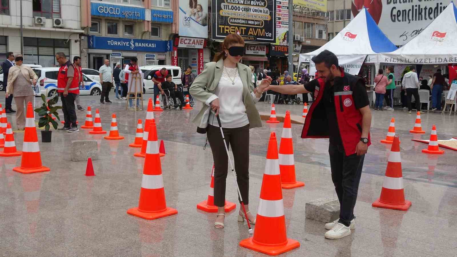 Kilis’te "Engel Tanımayan Empati Atölyesi" etkinliği düzenlendi