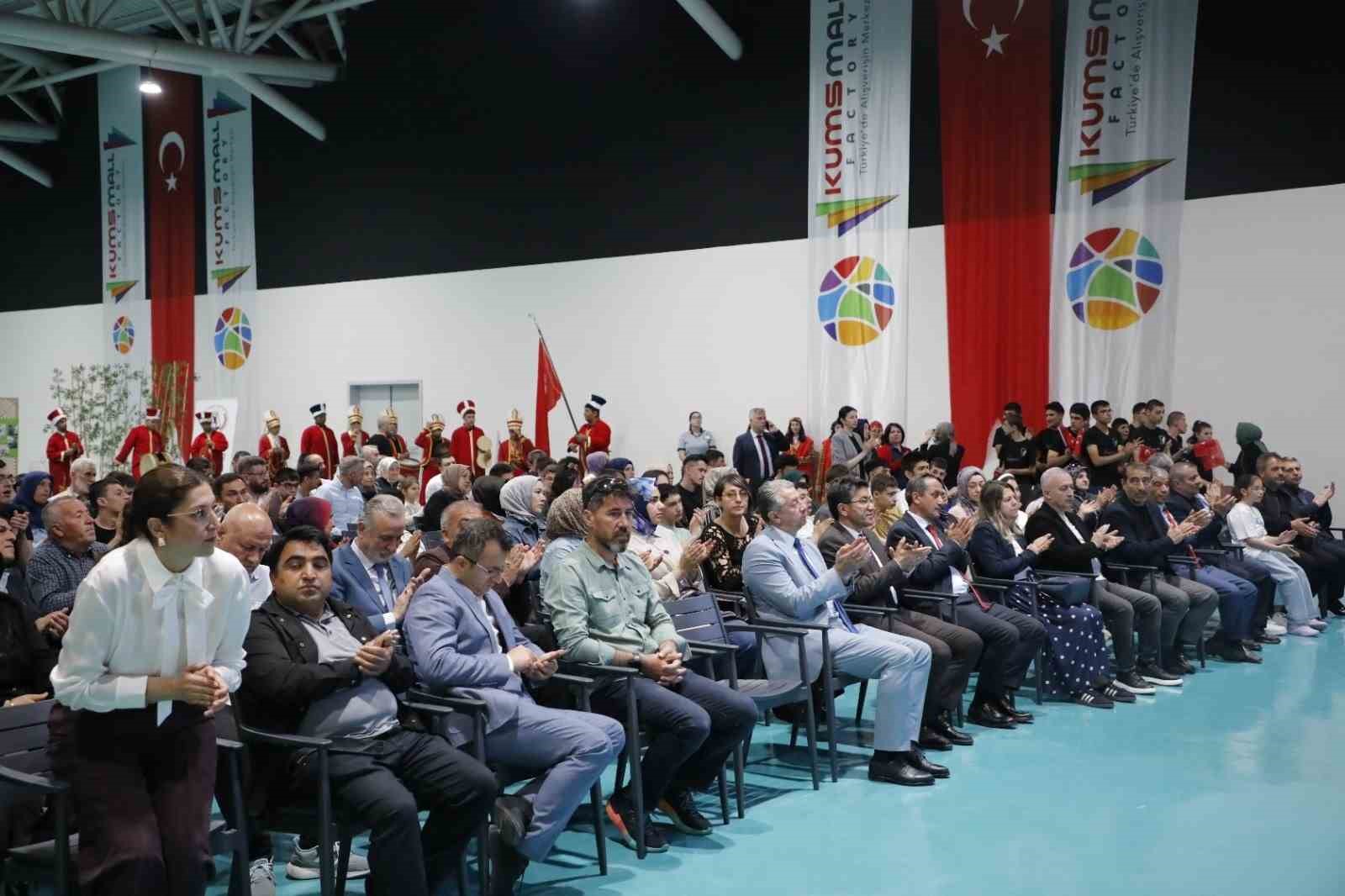 KUMSmall’da engeller değil yetenekler sahnedeydi