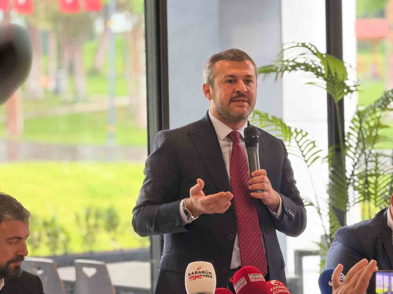 Başkan Çetinkaya’dan ücretsiz ulaşım ve park vurgusu