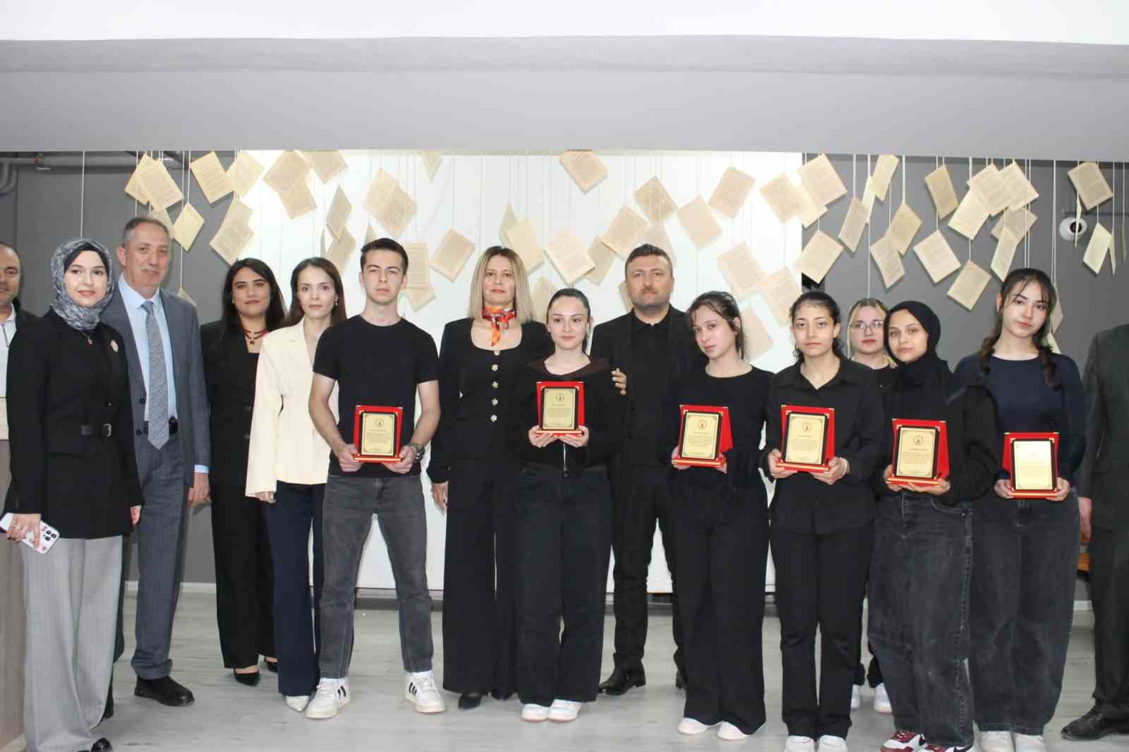 Altıntaş’ta "Edebiyat Sokağı" açılışı yapıldı
