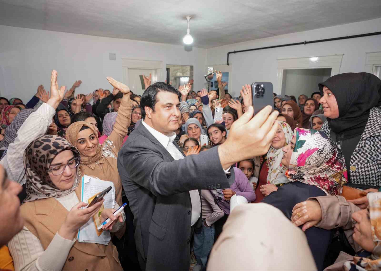 Yılmaz, Şirinevler&rsquo;de kadınlarla bir araya geldi
