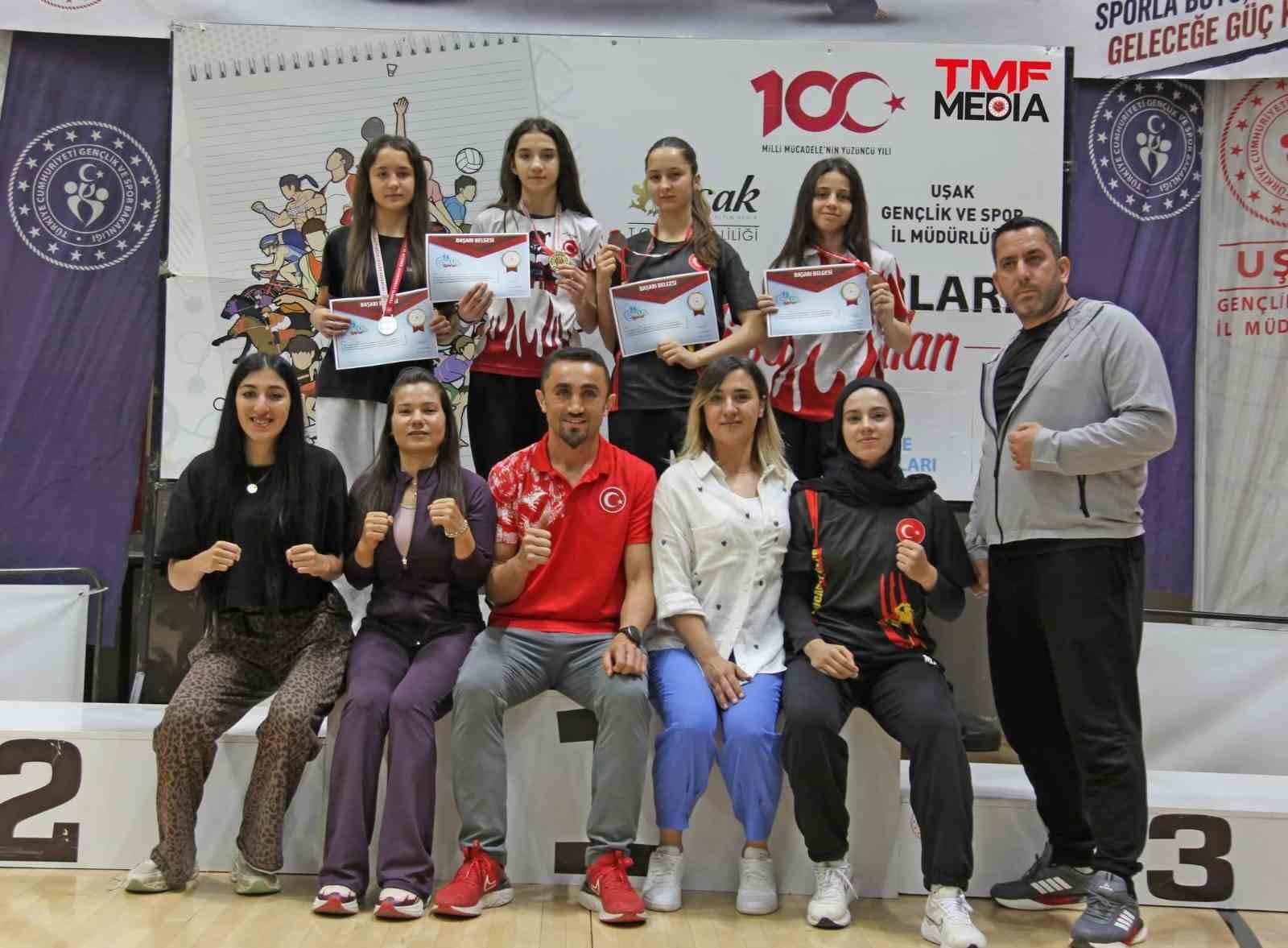 Aydınlı sporcular Uşak’tan madalya ile döndü