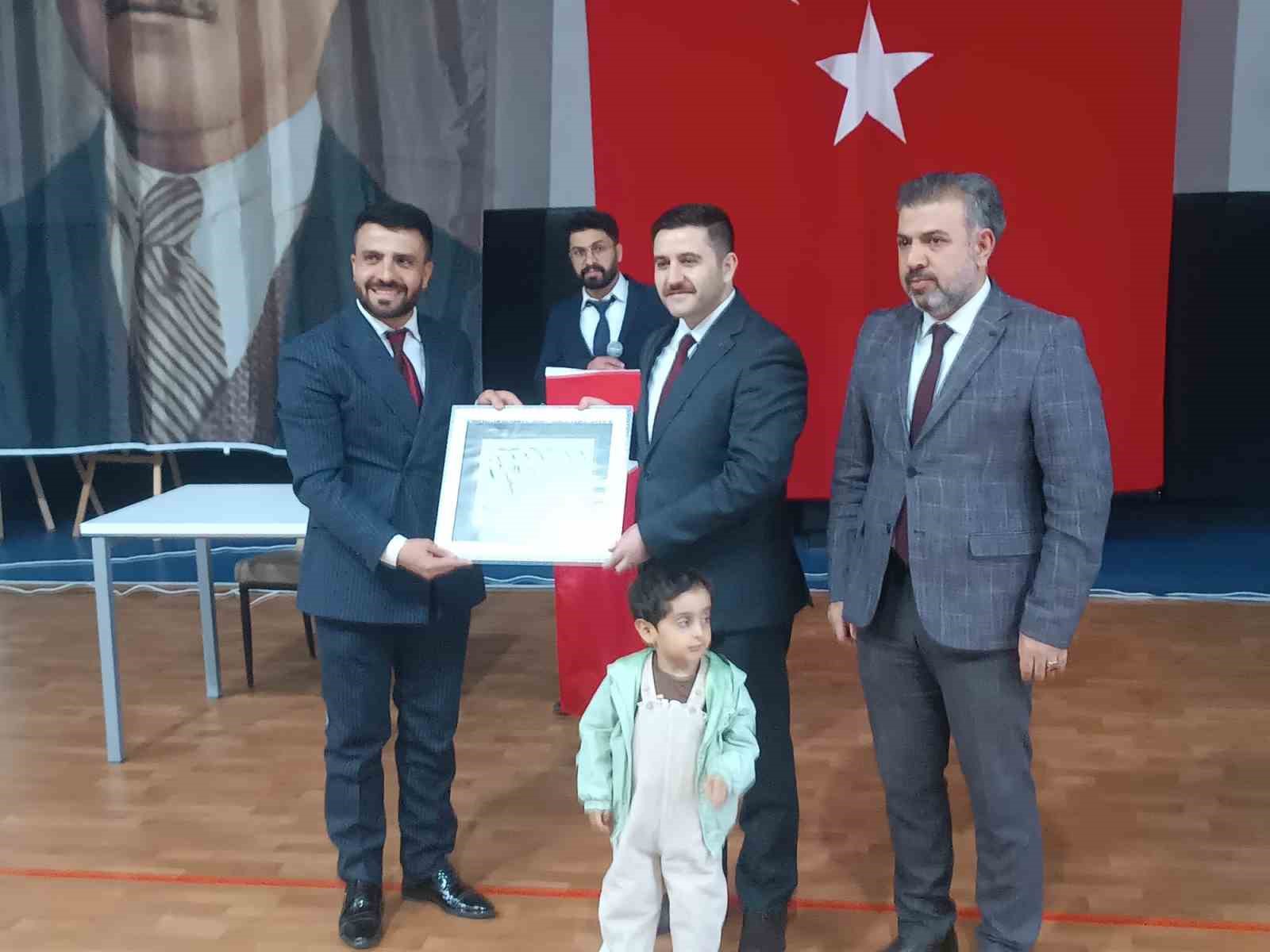 Özalp’te ‘Ramazanla Öğreniyorum’ projesinin ödül töreni yapıldı