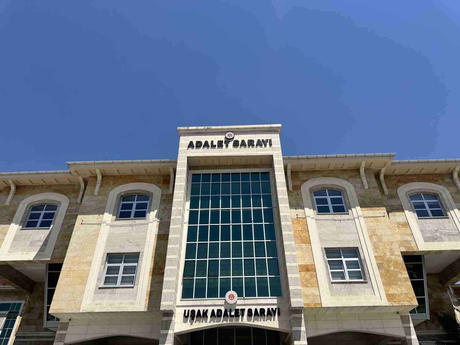 Yaşlı adamı tarlada bı&ccedil;aklayarak &ouml;ld&uuml;ren ş&uuml;pheli tutuklandı

