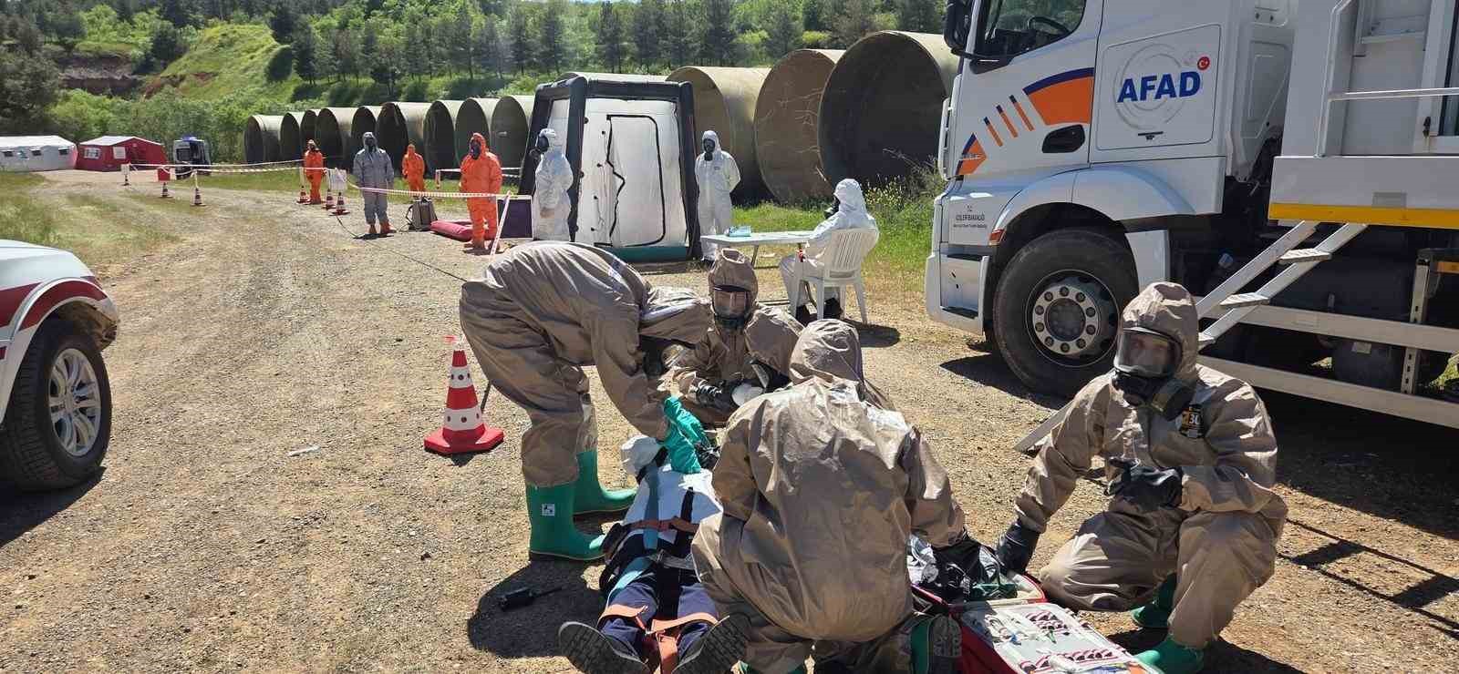 Diyarbakır’da kapsamlı afet sağlık tatbikatı