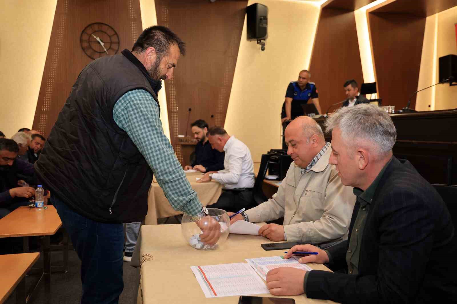 Talas’ta kurban satış yerleri kurası