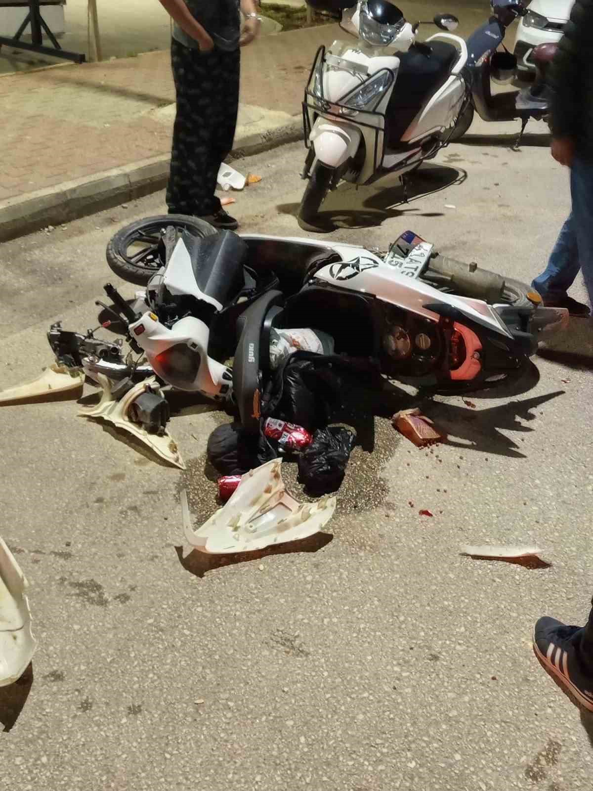 Otomobil ile motosiklet çarpıştı: 1 yaralı
