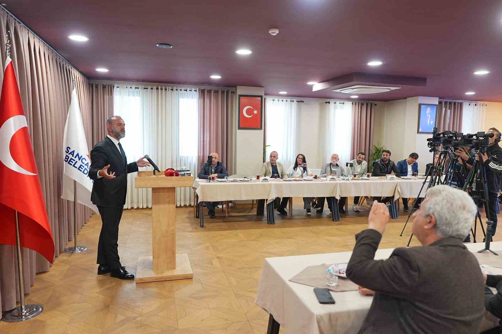 Başkan Yeğin&rsquo;den Sancaktepe&rsquo;de yıkılan anıta ilişkin a&ccedil;ıklama: "S&ouml;k&uuml;n dedim yıktılar, gece dedim sabah yaptılar"
