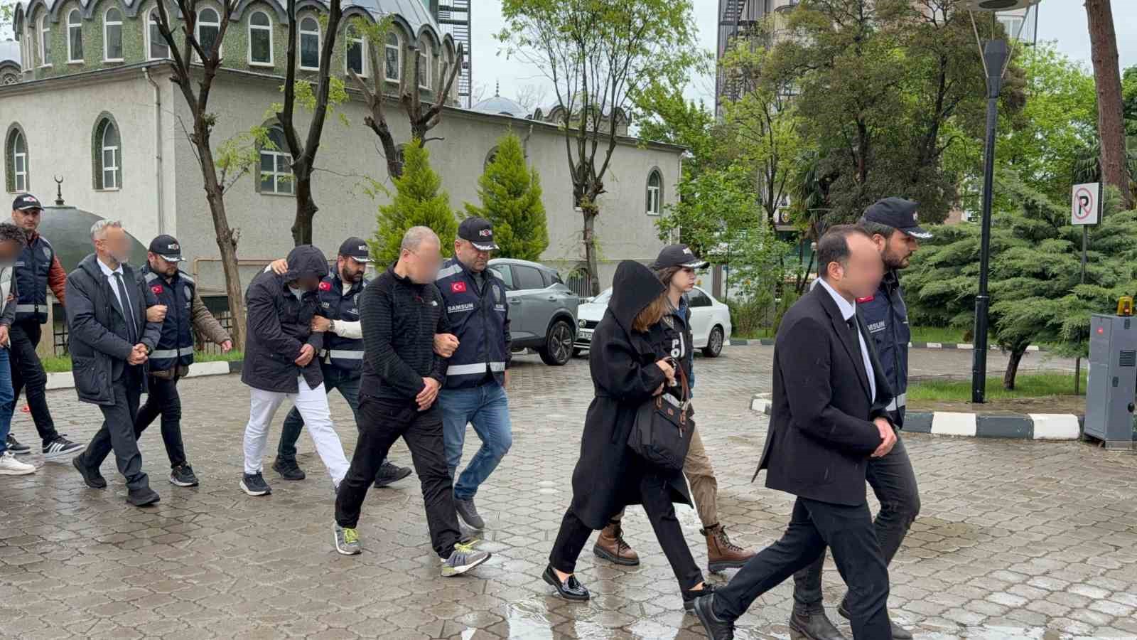 Samsun’daki rüşvet operasyonunda 4’ü doktor 8 kişi adliyeye sevk edildi