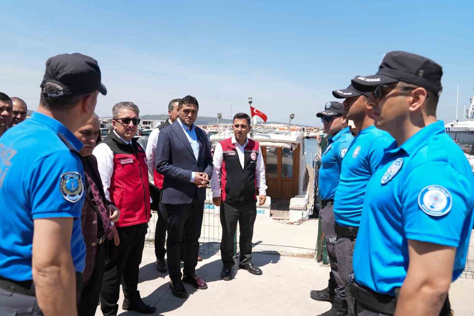 Aliağa K&ouml;rfezi&rsquo;nde yapay resifler bilimsel takibe alındı
